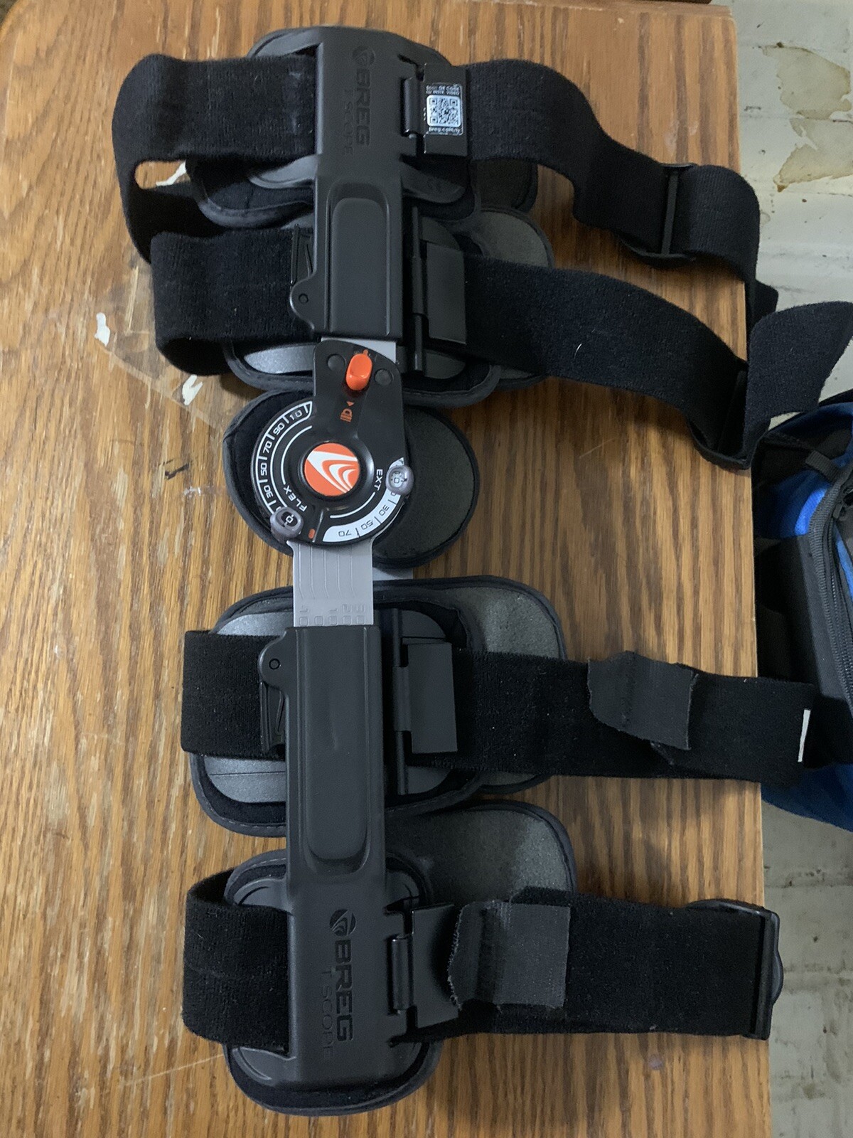 Breg T-Scope Premier Post Op Knee Brace – Black (08814)