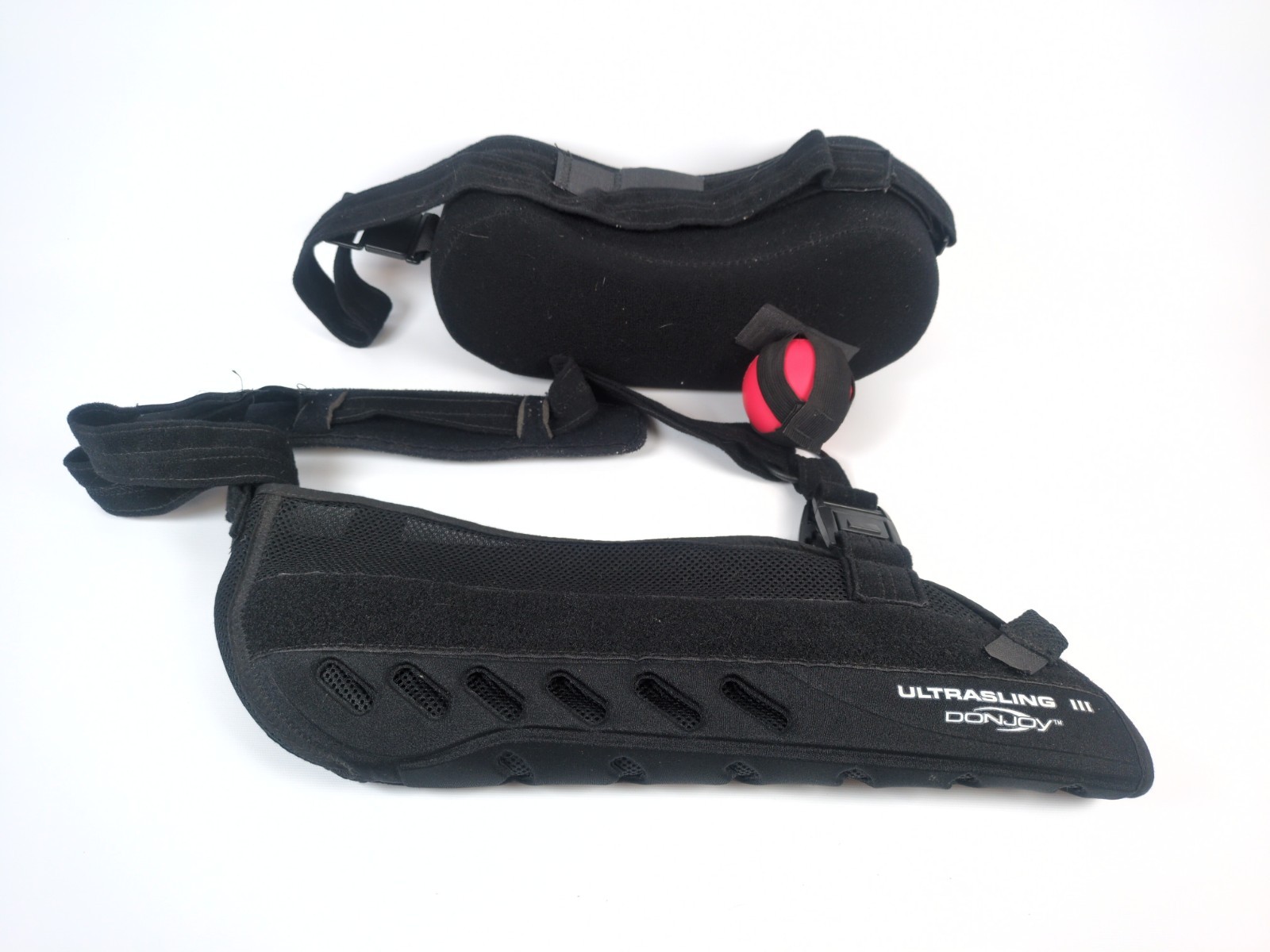 Donjoy Ultrasling III Large Left or Right Universal With Pillow Support and Ball