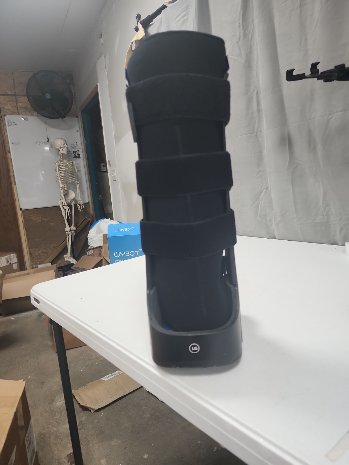 United Ortho USA14107 Air Cam Walker Fracture Boot, Large, Black