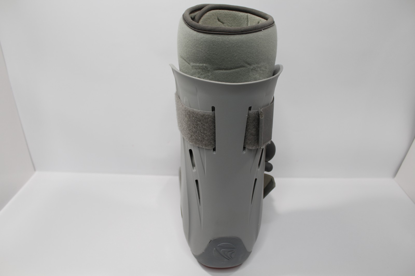 Breg Walking Boot Large Gray Air Cam Male 9 to 12-1/2 and Female 9-1/2 to 13