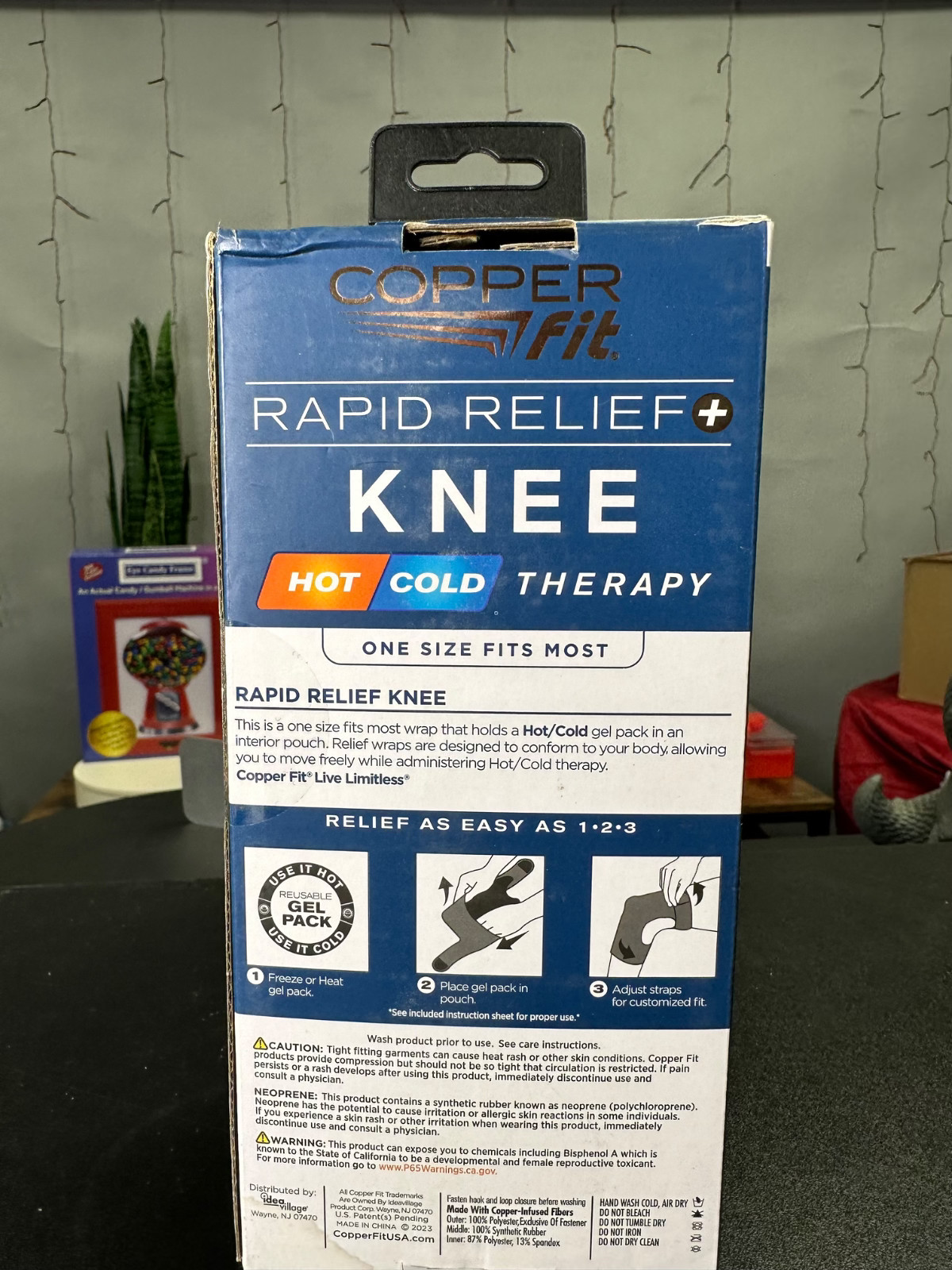 Copper Fit unisex adult Rapid Relief Knee Wrap with Hold/Cold Therapy