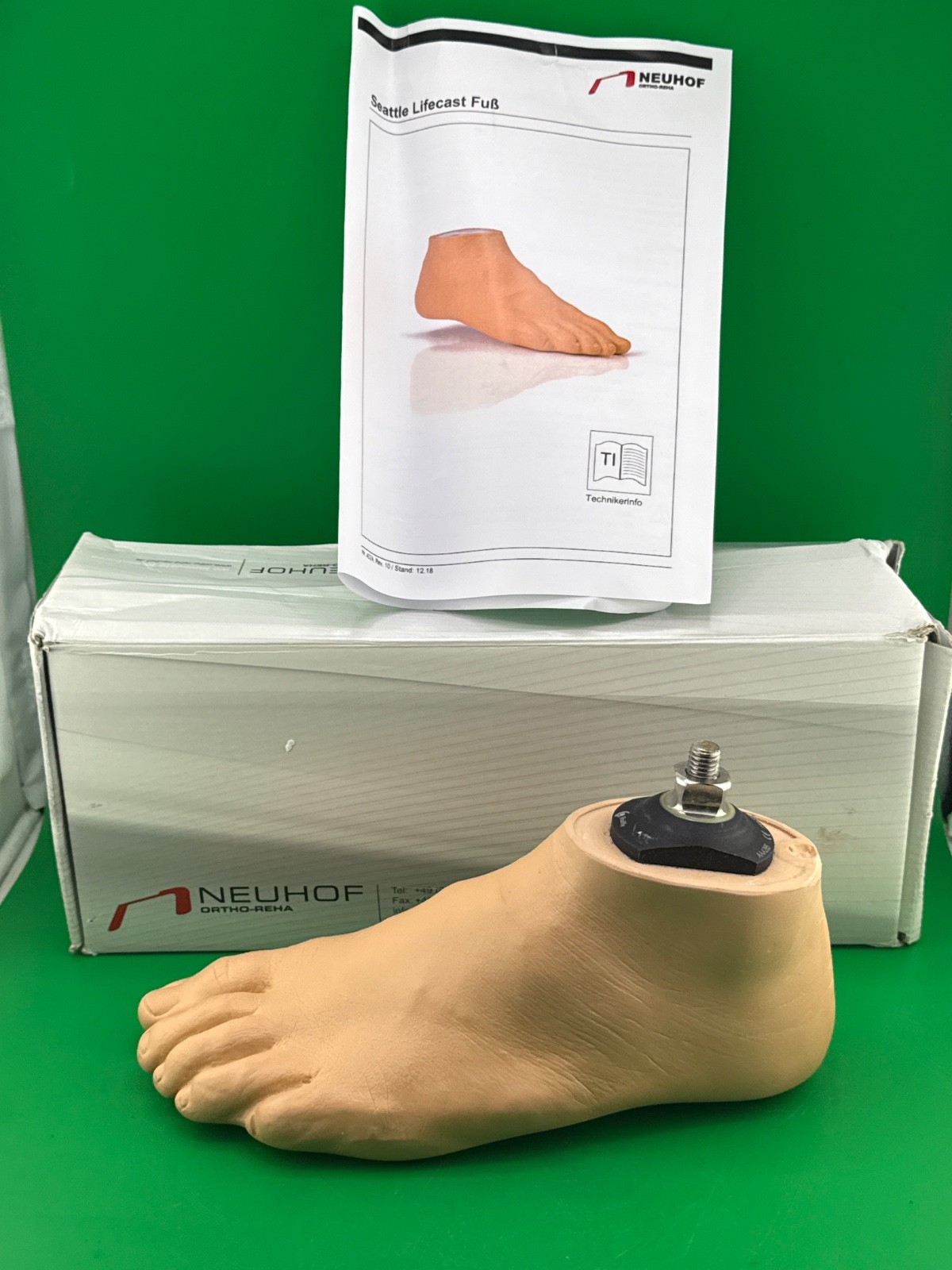 Neuhof dyna prosthetic foot. Great condition. Left. Size 23.
