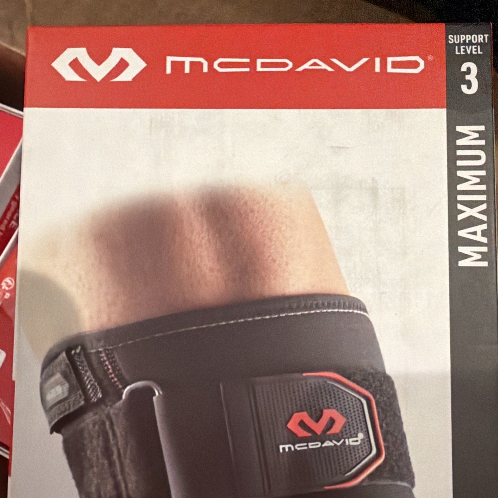 Mcdavid Level 3 Knee Brace w/heavy duty geared hinges size Large 15-16