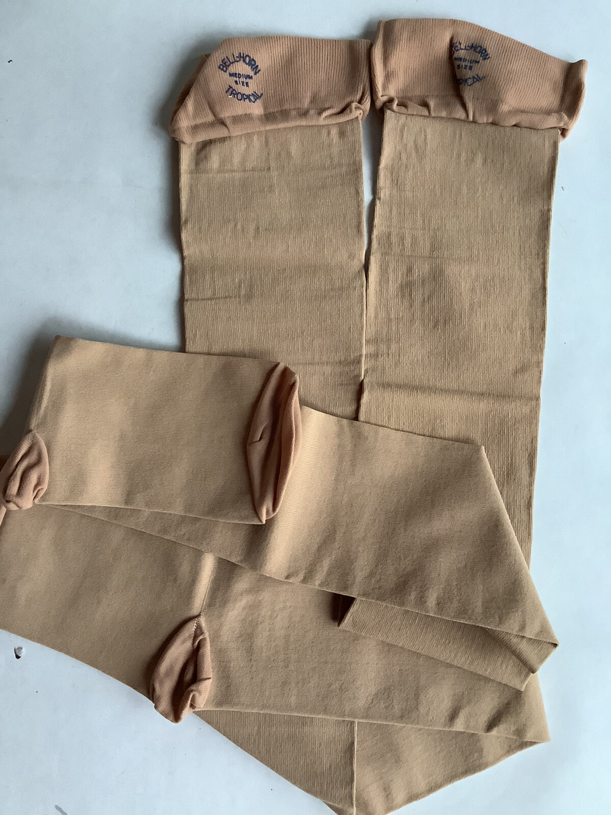 Vtg Graduated Compression Full Leg Stockings Bell-Horn Closed Toe Med Tropical