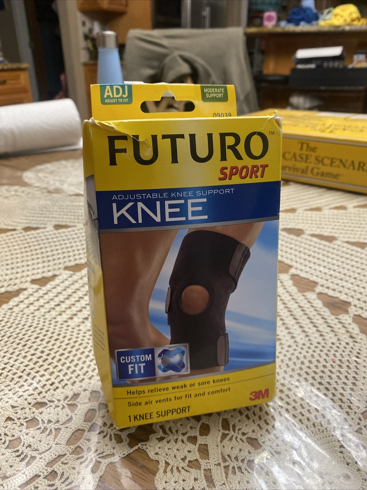 3M Futuro Sport Adjustable Knee Support – MODERATE Support Yellow Box 09039 NOB
