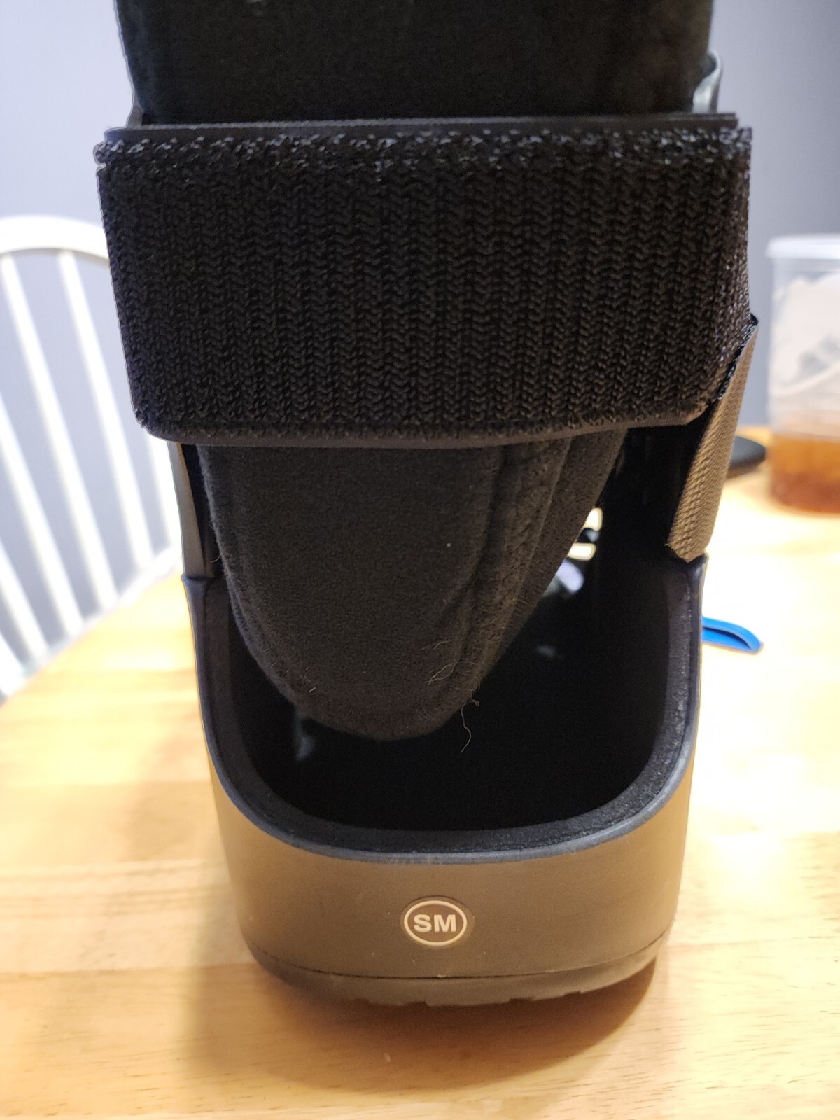 United Ortho Short Air Cam Walker Fracture Boot Fits Left or Right Small Blac