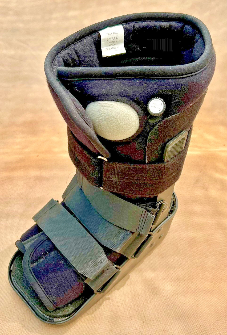 DJO, PROCARE MaxTrax Air Pump Ankle Walker Boot, Small