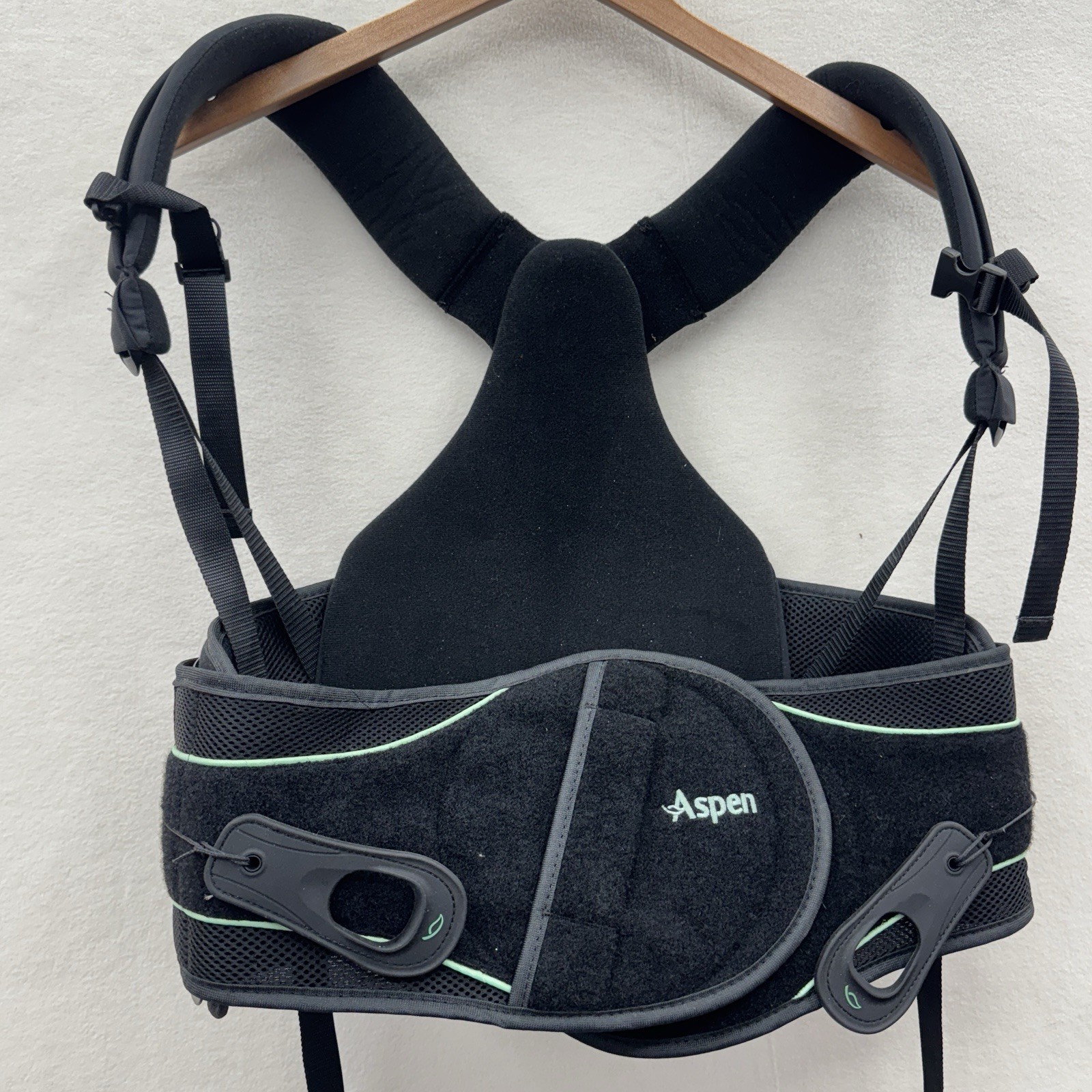 Aspen Summit 631 TLSO Back Brace w/ Shoulder Harness Adjustable sz Medium To XL
