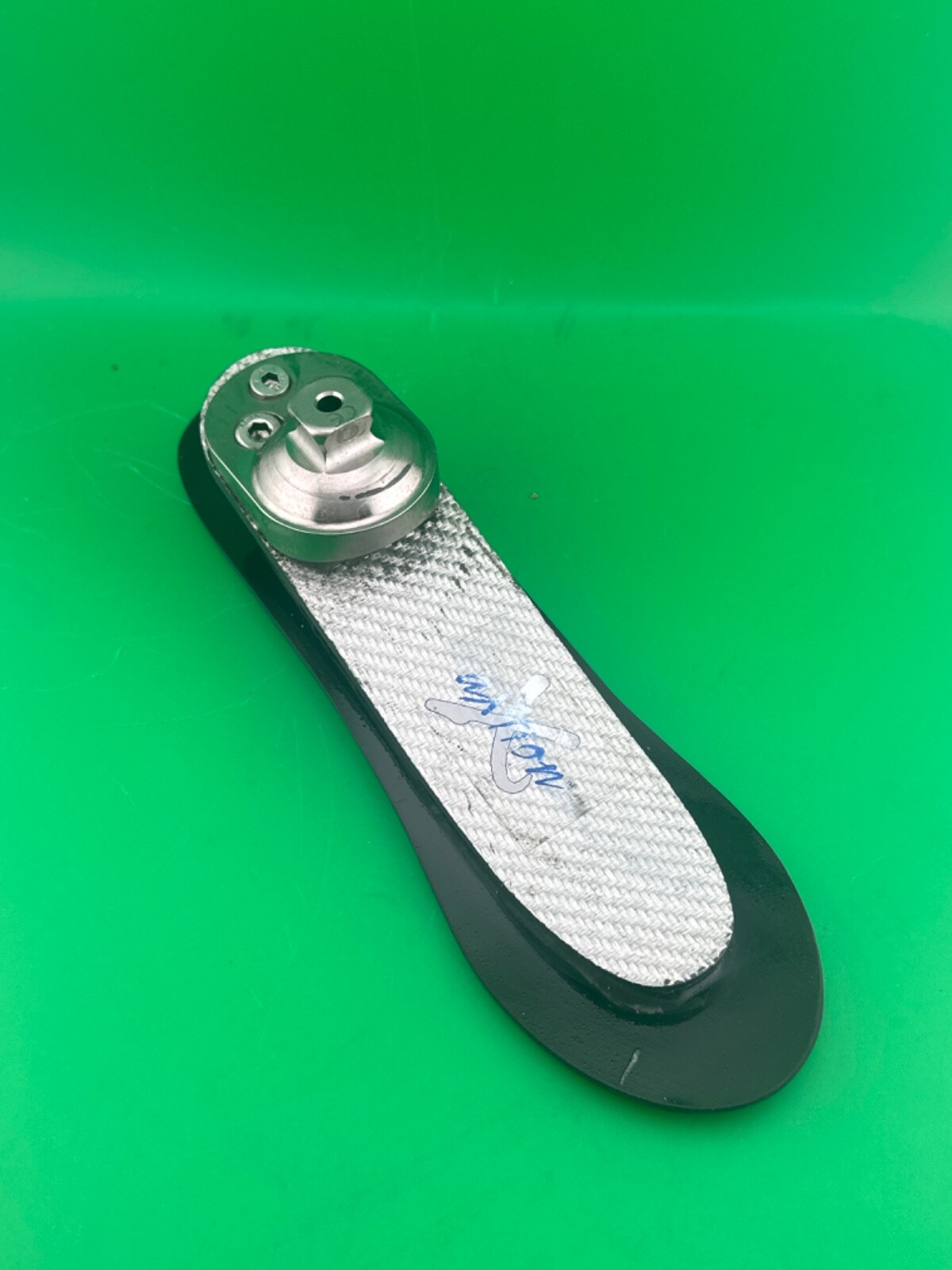OTTOBOCK Otto Bock Axtion prosthetic foot. No shell. Category unknown. Size 27