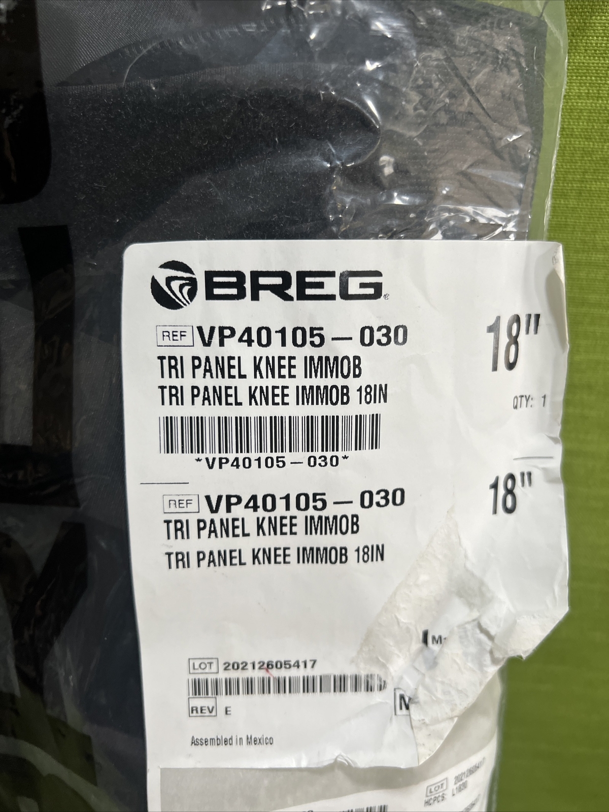 New BREG 18″ Tri Panel Knee Immobilizer, VP40105-030 New in Package