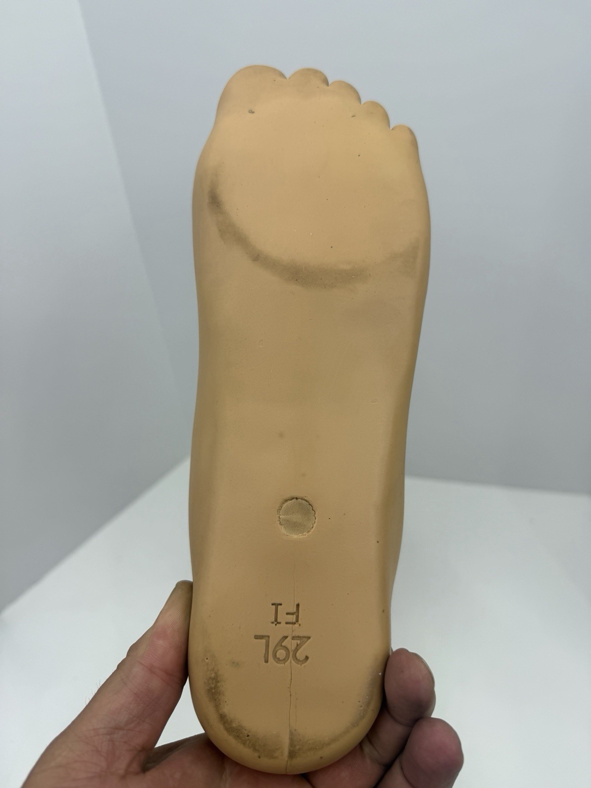 Fillauer Below Knee Prosthetic Leg APC TI-100C Carbon Fiber Pylon Right 29L