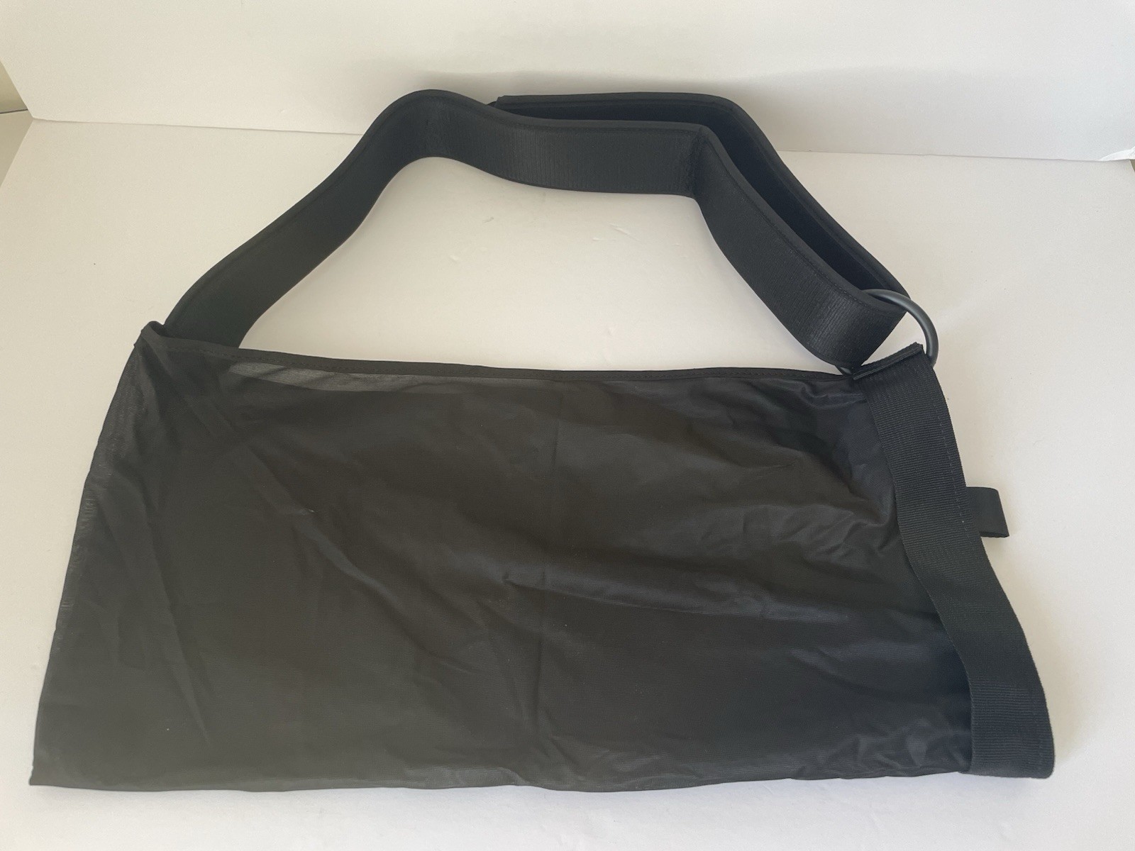 Breg Universal Essential Shoulder Sling VP20103-000 NEW