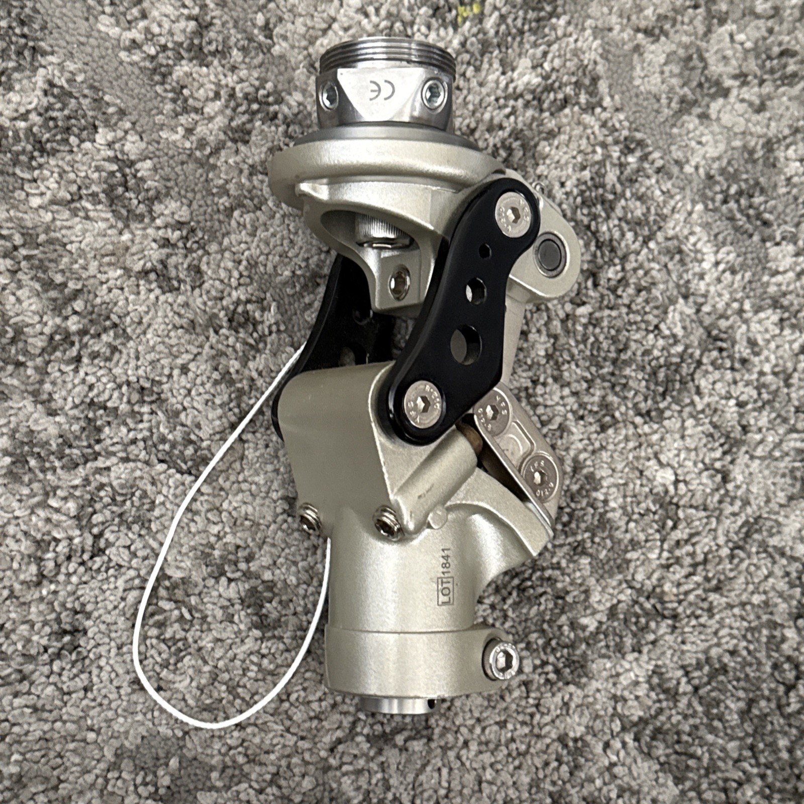st&g prosthetic knee. STANCE FLEXION 5-BAR MECHANICAL KNEE WITH MANUAL LOCK