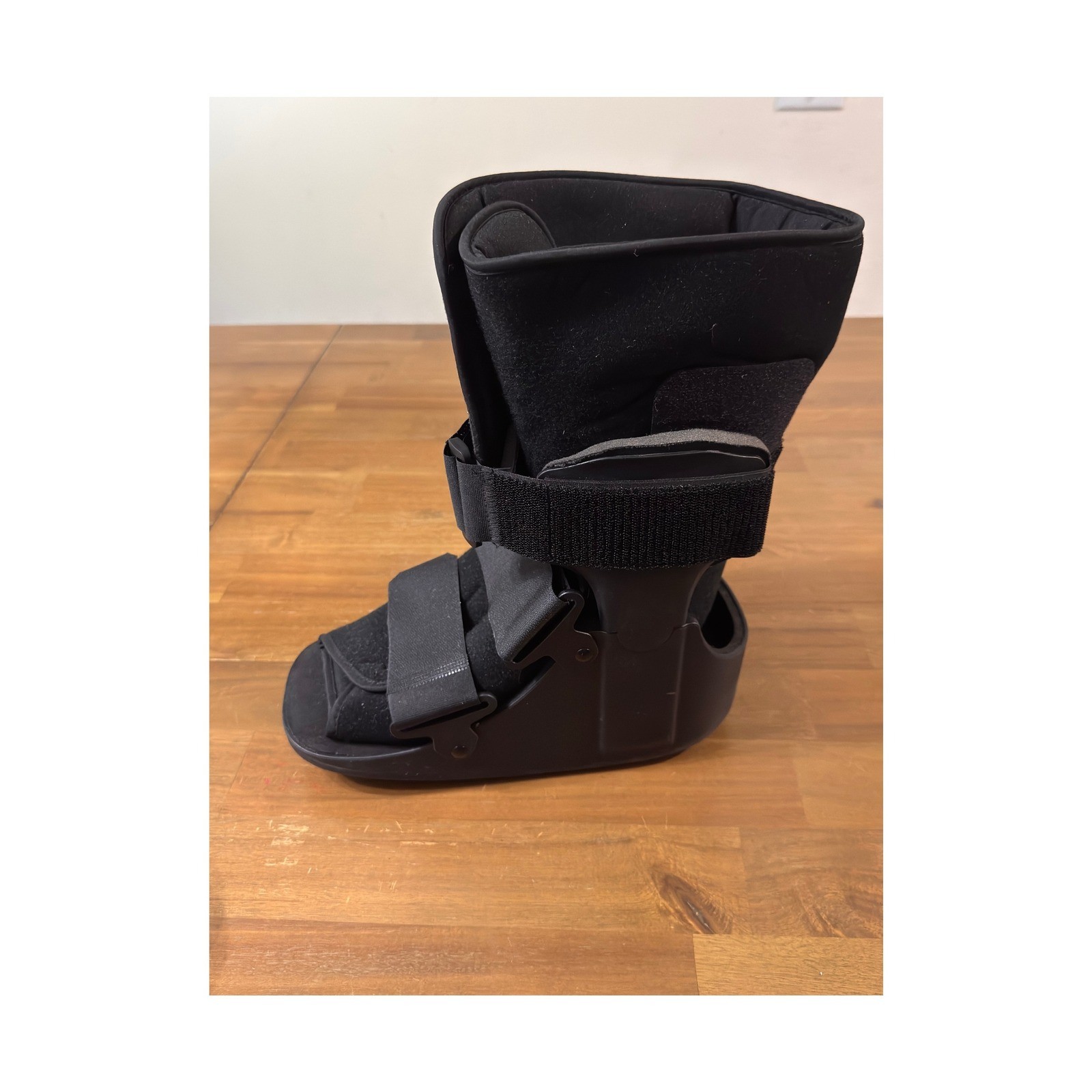 United Ortho Short Air Cam Walker Fracture Boot Black Orthopedic Medical Support