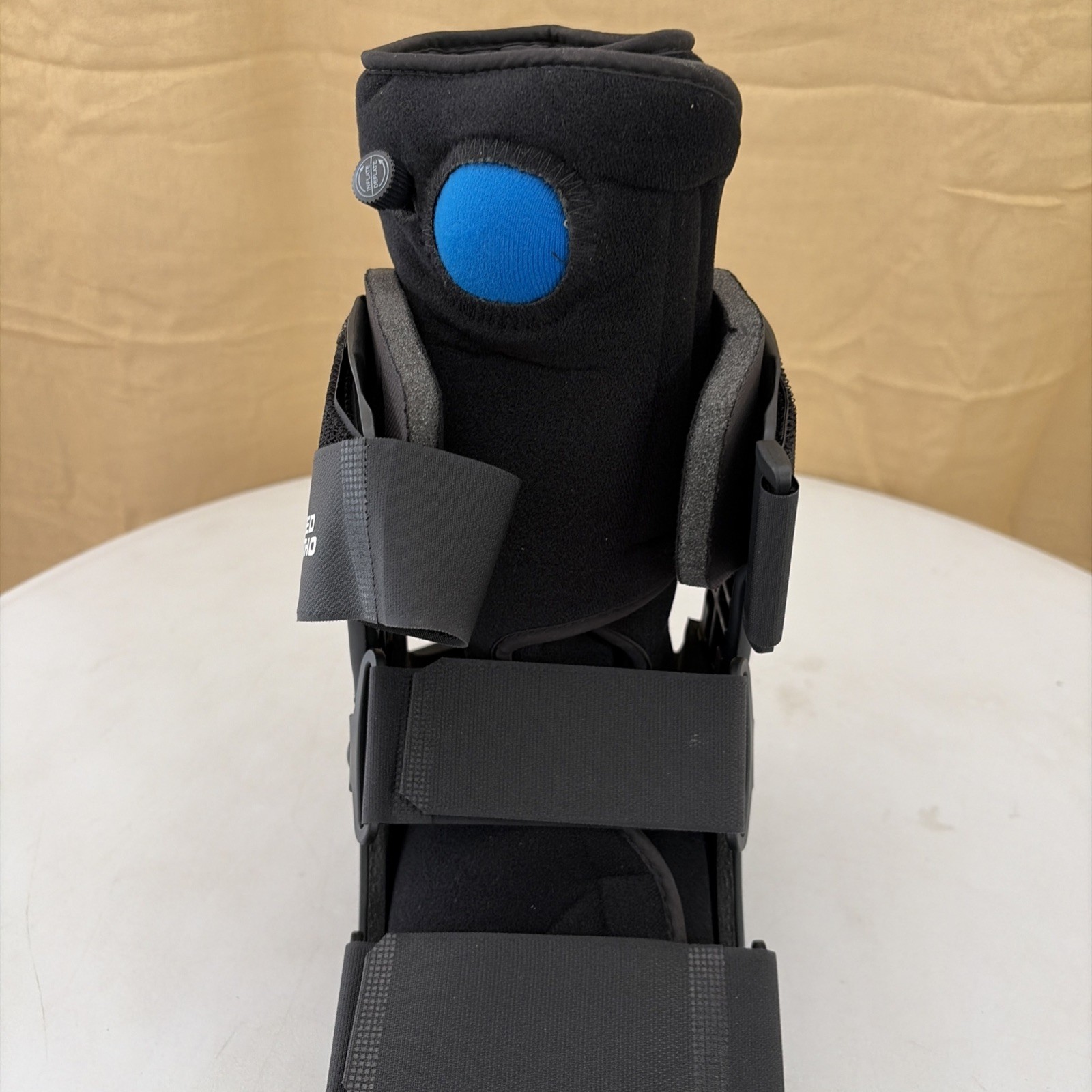 United Ortho USA14115 Short Air Cam Walker Fracture Boot, Medium, Black