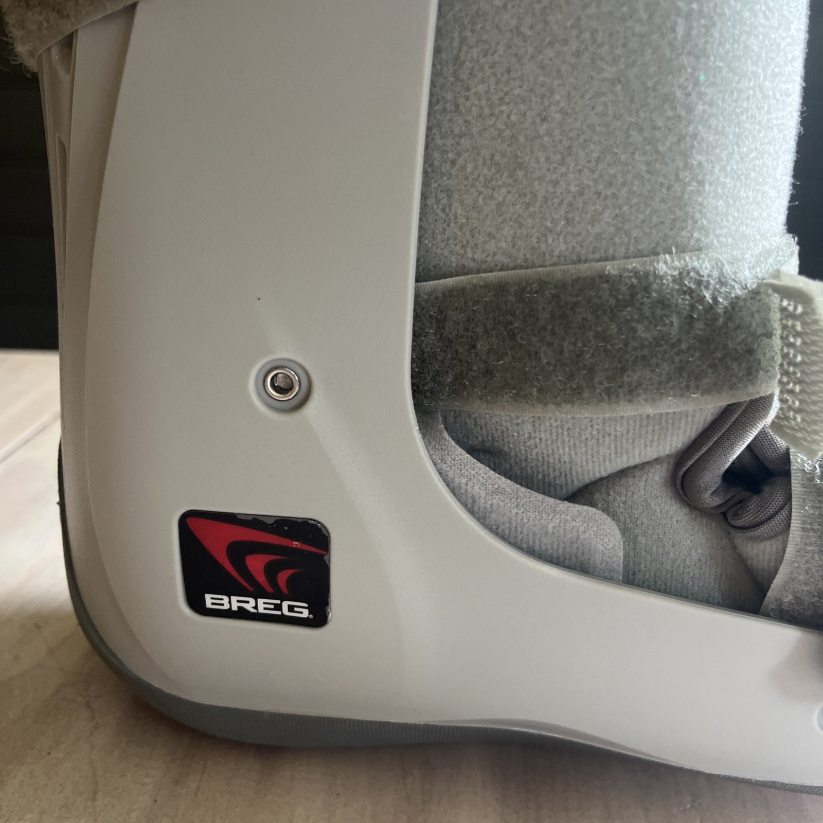 Breg Genesis Mid-Calf Full Shell Walking Boot, Orthopedic Walker Boot SMALL