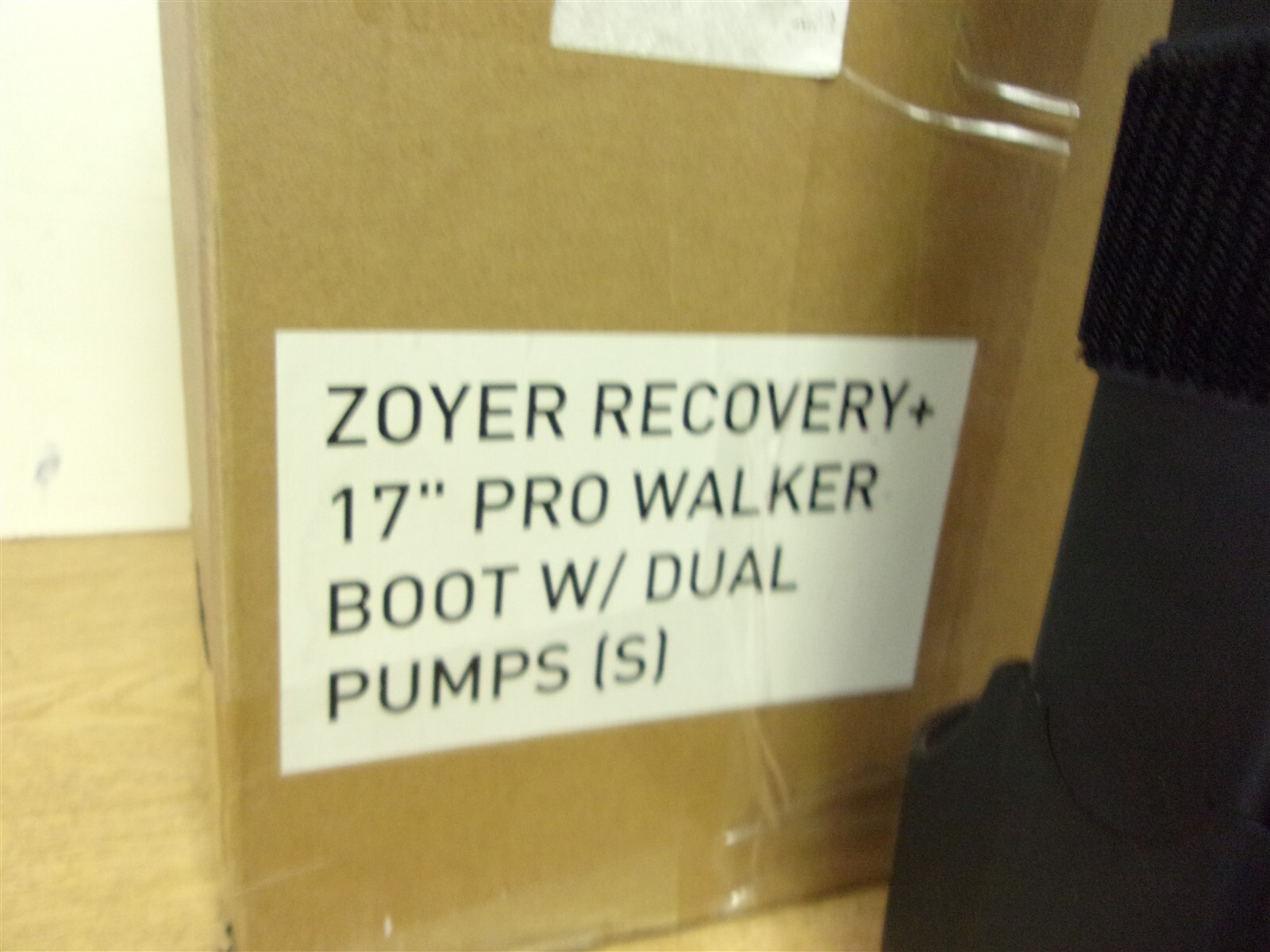 NEW United Ortho Zoyer Recover + 17″ Pro Walker Boot Size Small ZPF-3202