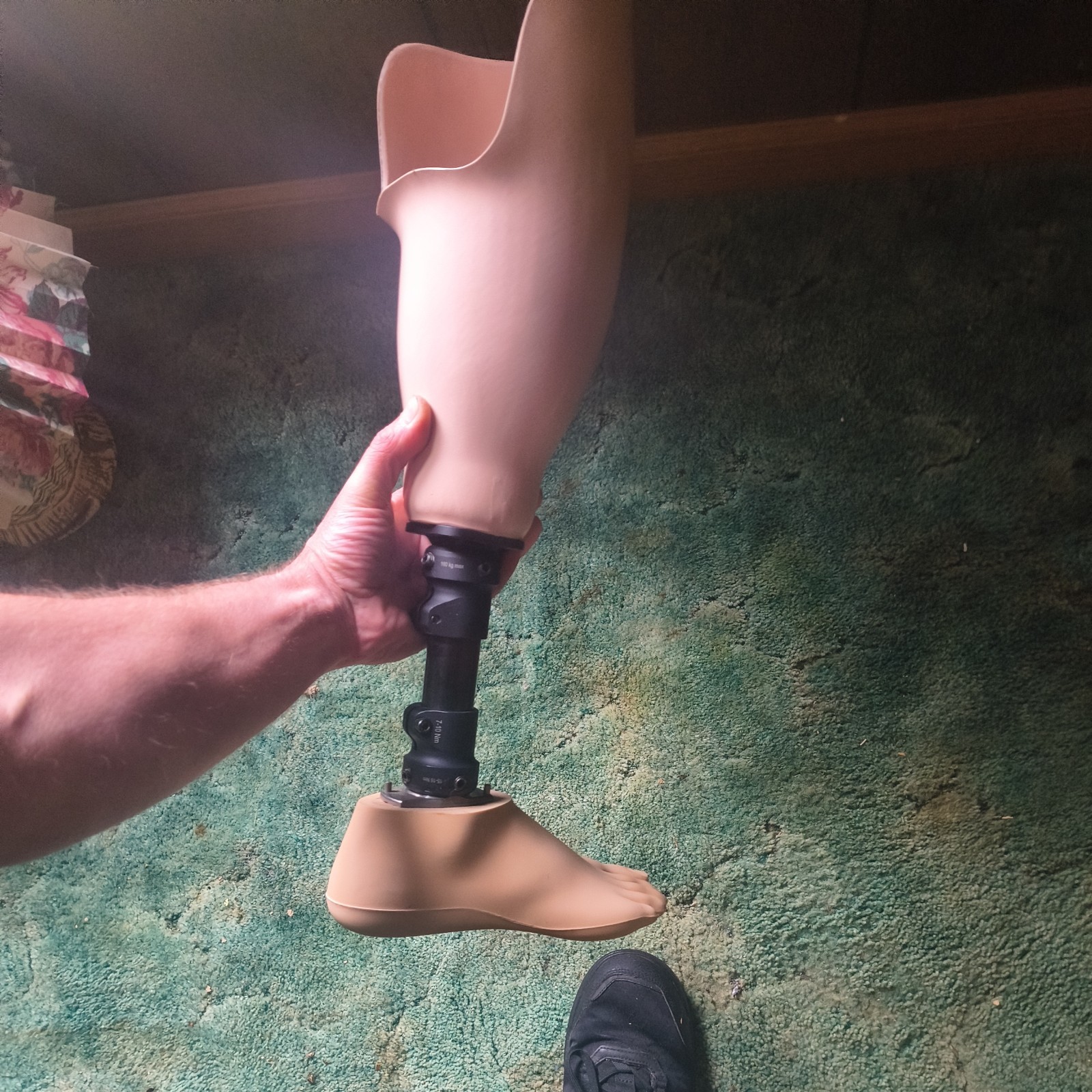TRULIFE Below Knee Right Prosthetic Leg AAA225 AAA210 Carbon Cup + 28W Foot