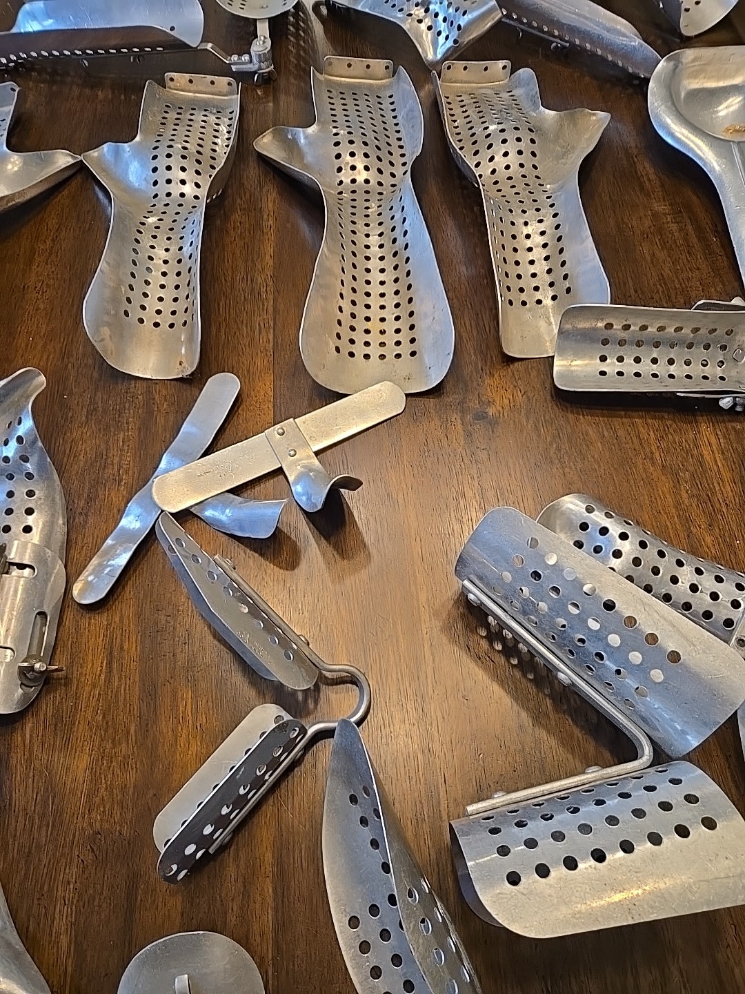 HUGE LOT OF Vintage De Puy Arm.leg Braces Adults Amd Kids Sizes Very Rare