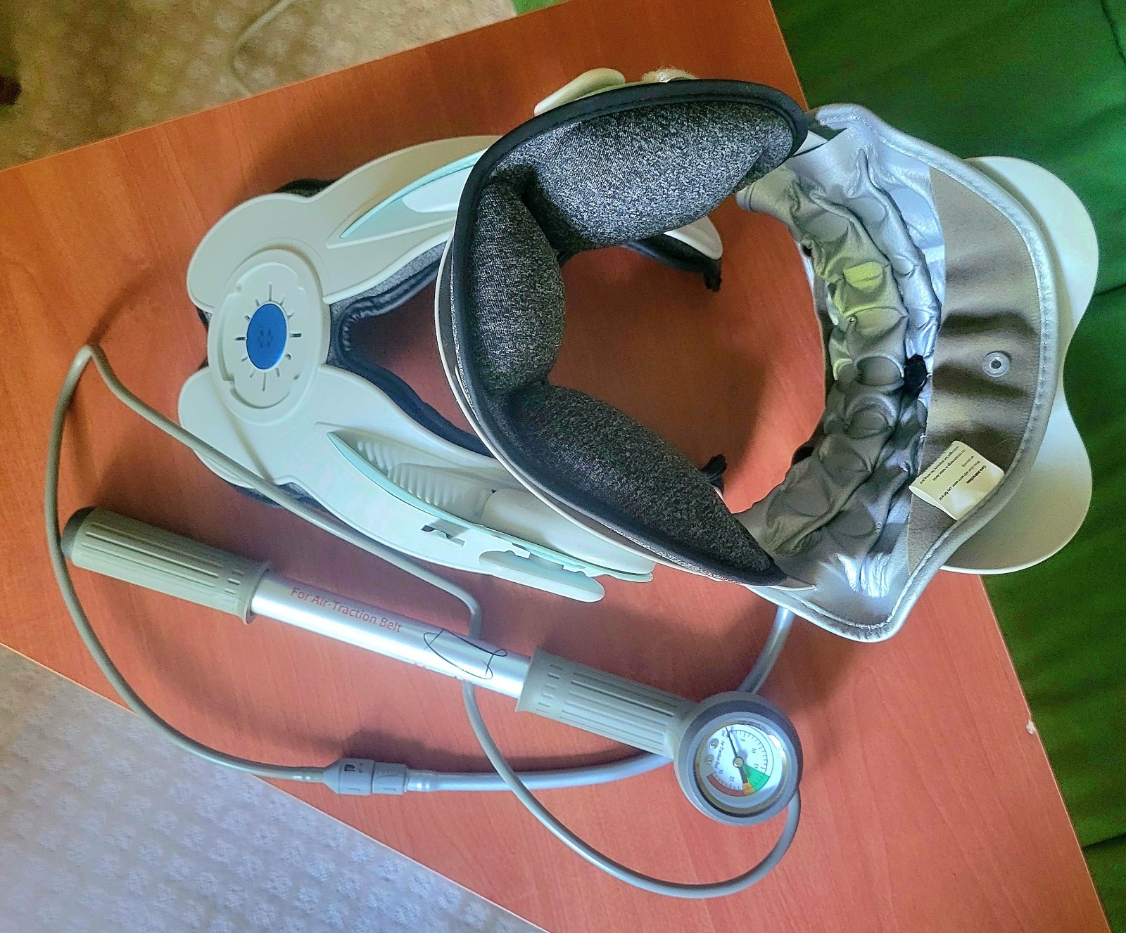 Cervical Neck Brace Adjustable Hand Pump