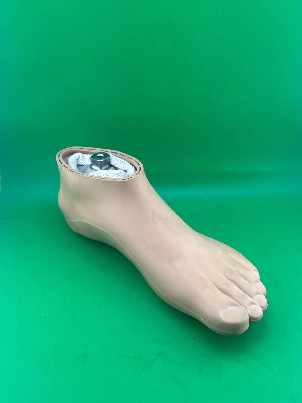 Ottobock Otto bock 1m10 prosthetic foot, size 26, category 1. Left