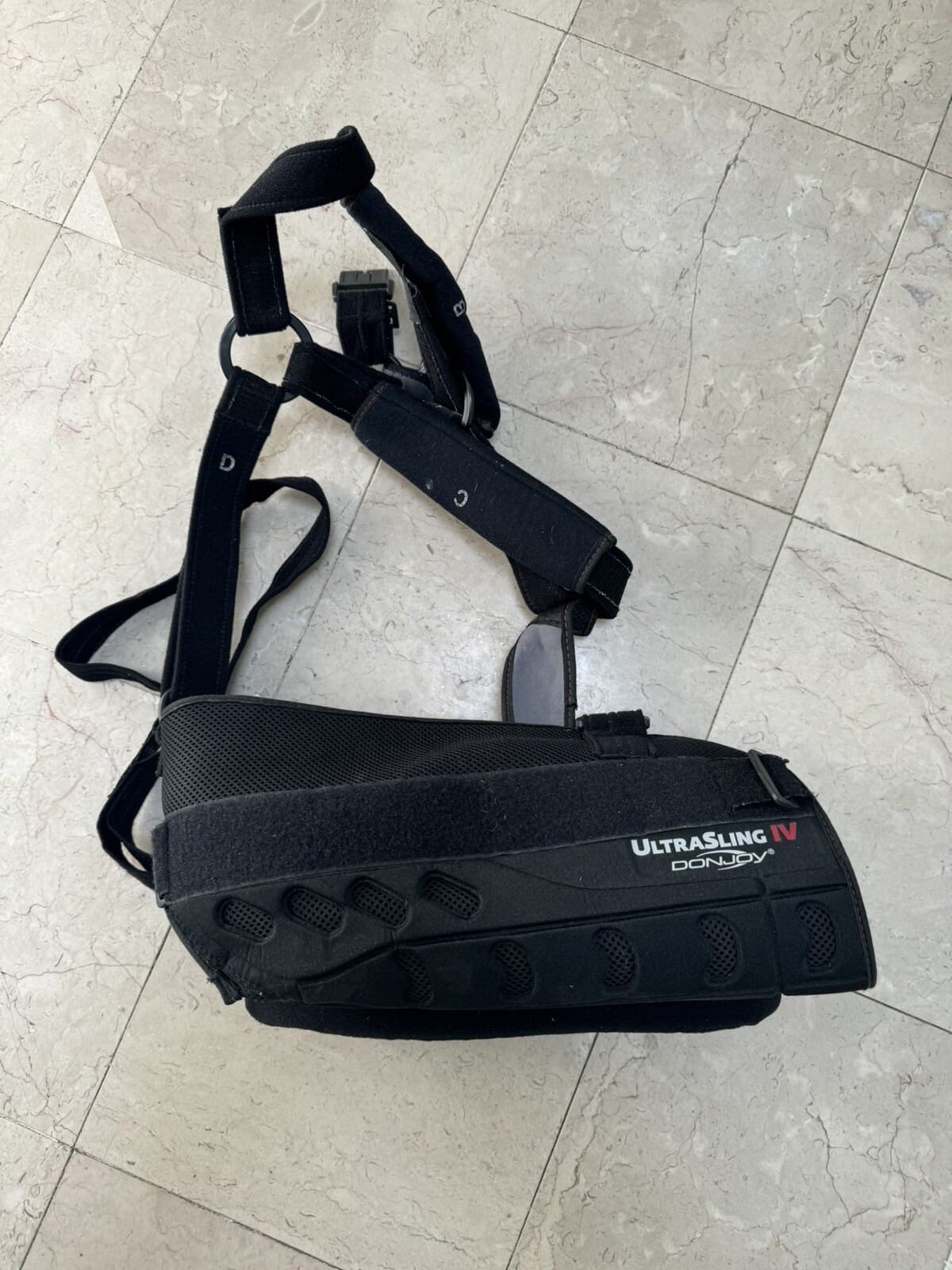 DonJoy UltraSling III, Shoulder Support Sling Black Medium 