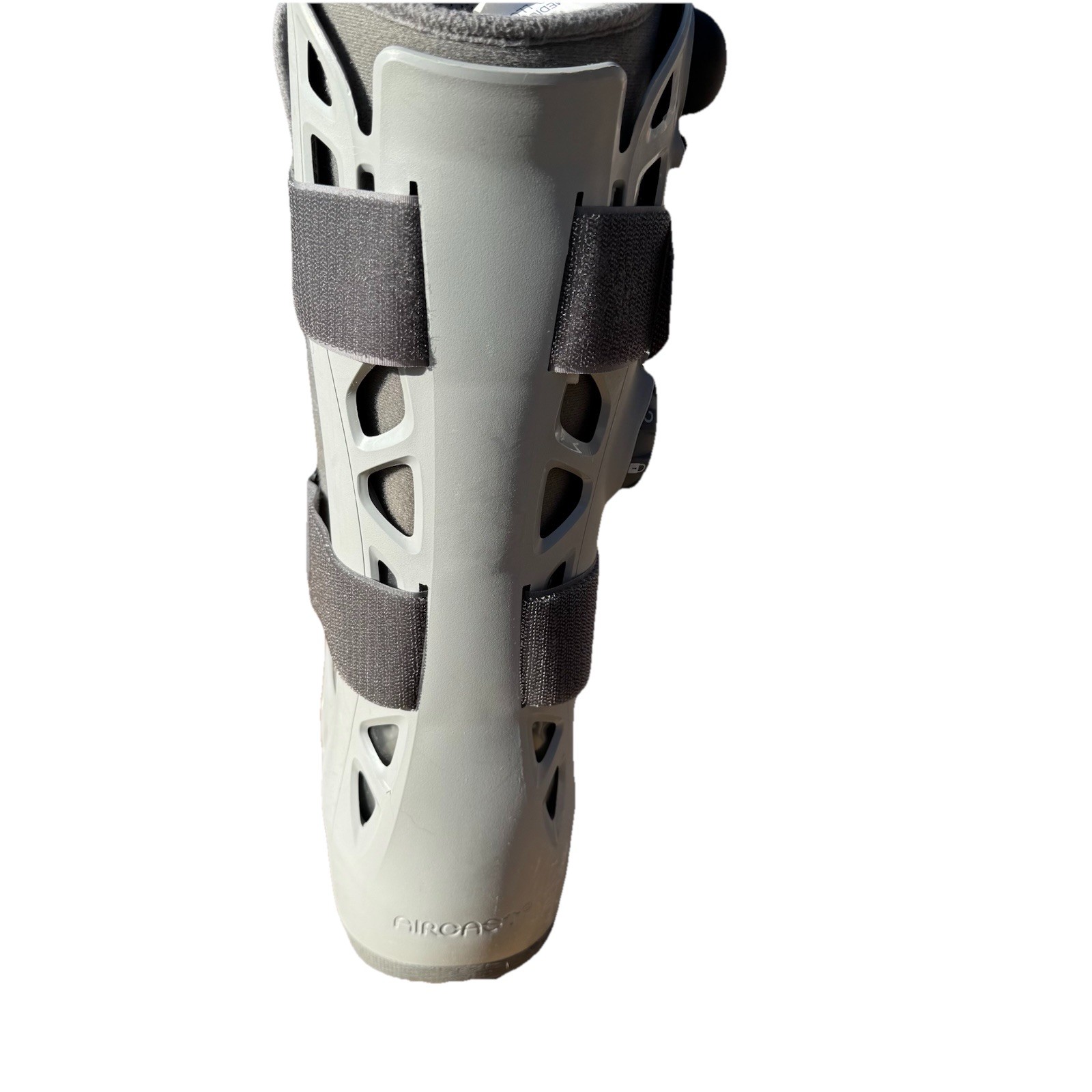 AirCast Softstrike Walking Pneumatic Pump Boot DJO LLC Size Medium