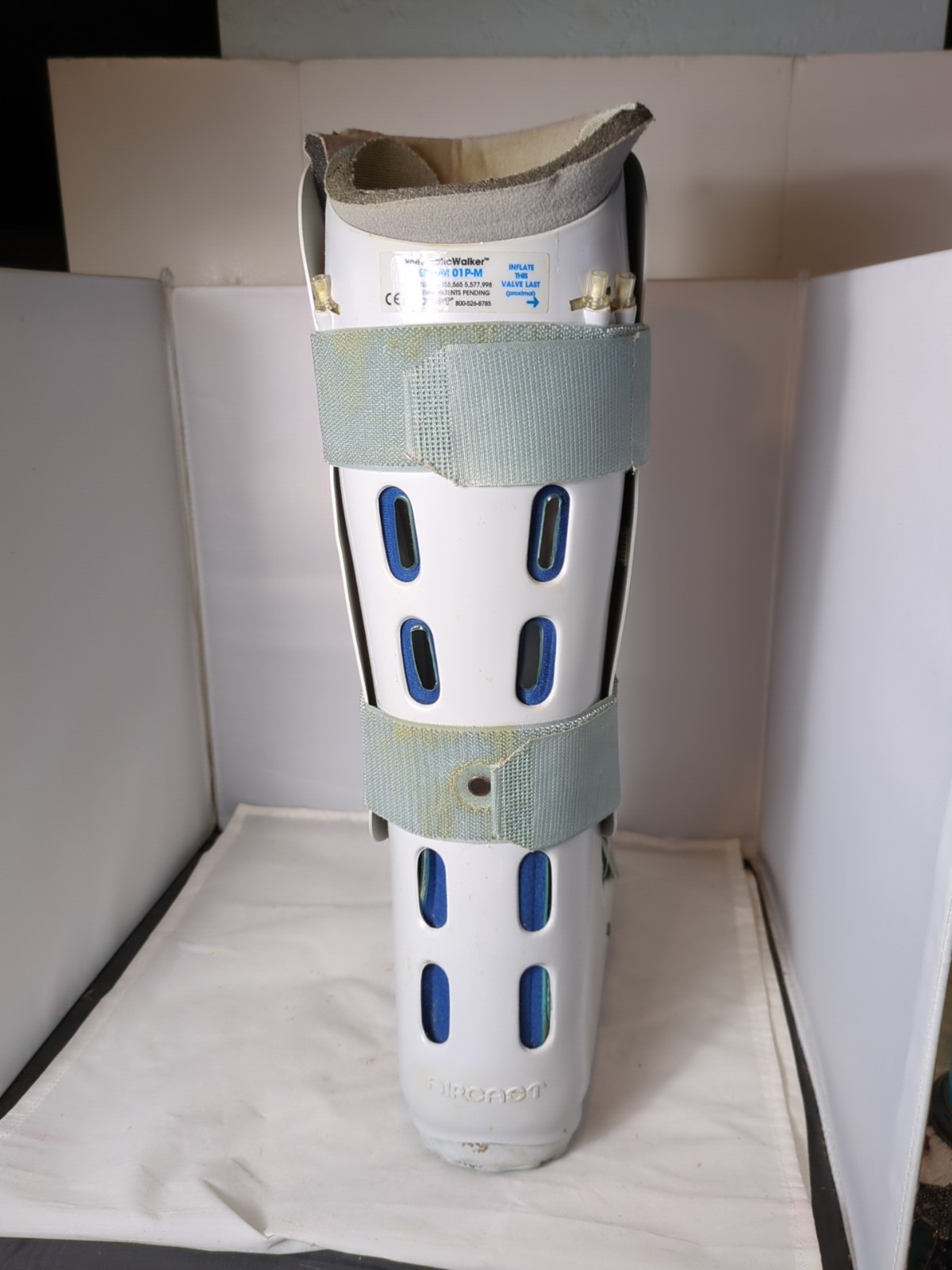 Aircast Walker Pneumatic Walking Boot Brace Medium 01P-M
