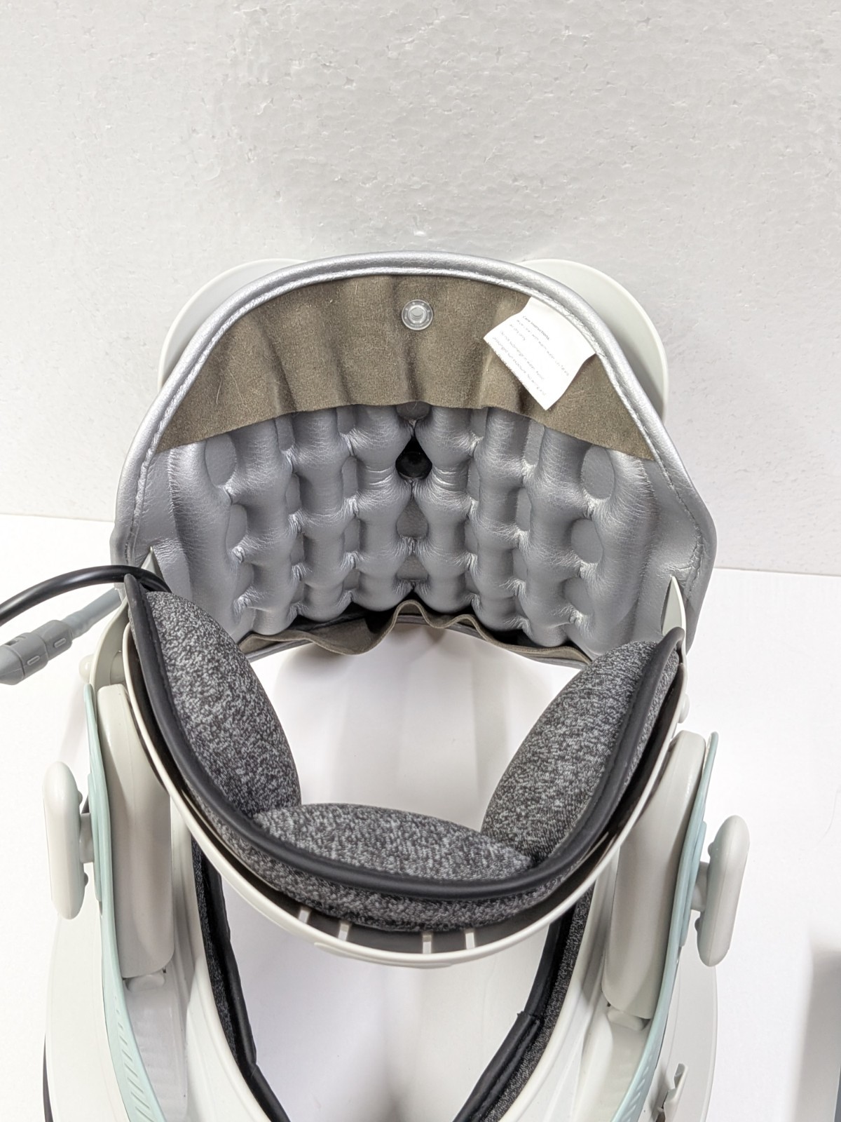 Hybodies Cervical Neck Traction Device: Neck Stretcher for Cervical Pain Relief