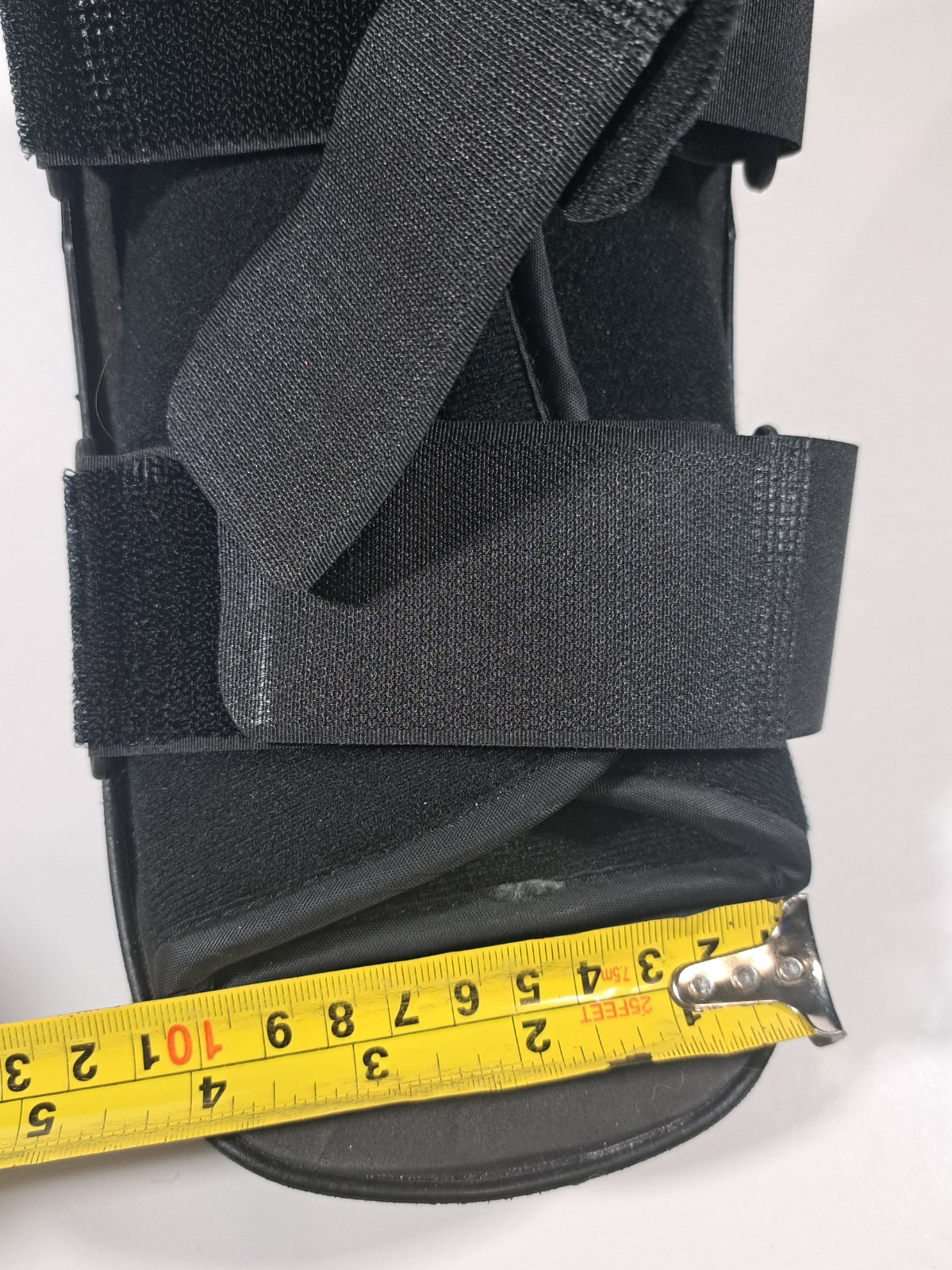 CE Walker Boot, Fracture Boot for Foot and Ankle Size Medium Black New