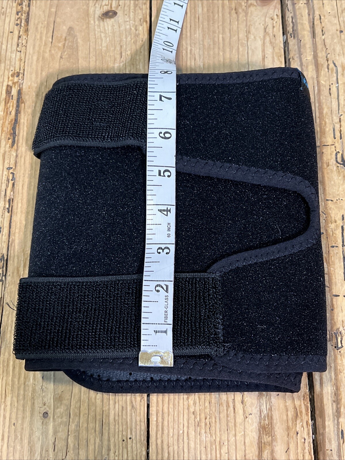 VIVE Knee Brace Black – Unisex Open Patella Wrap Adjustable Strap One Size Fits