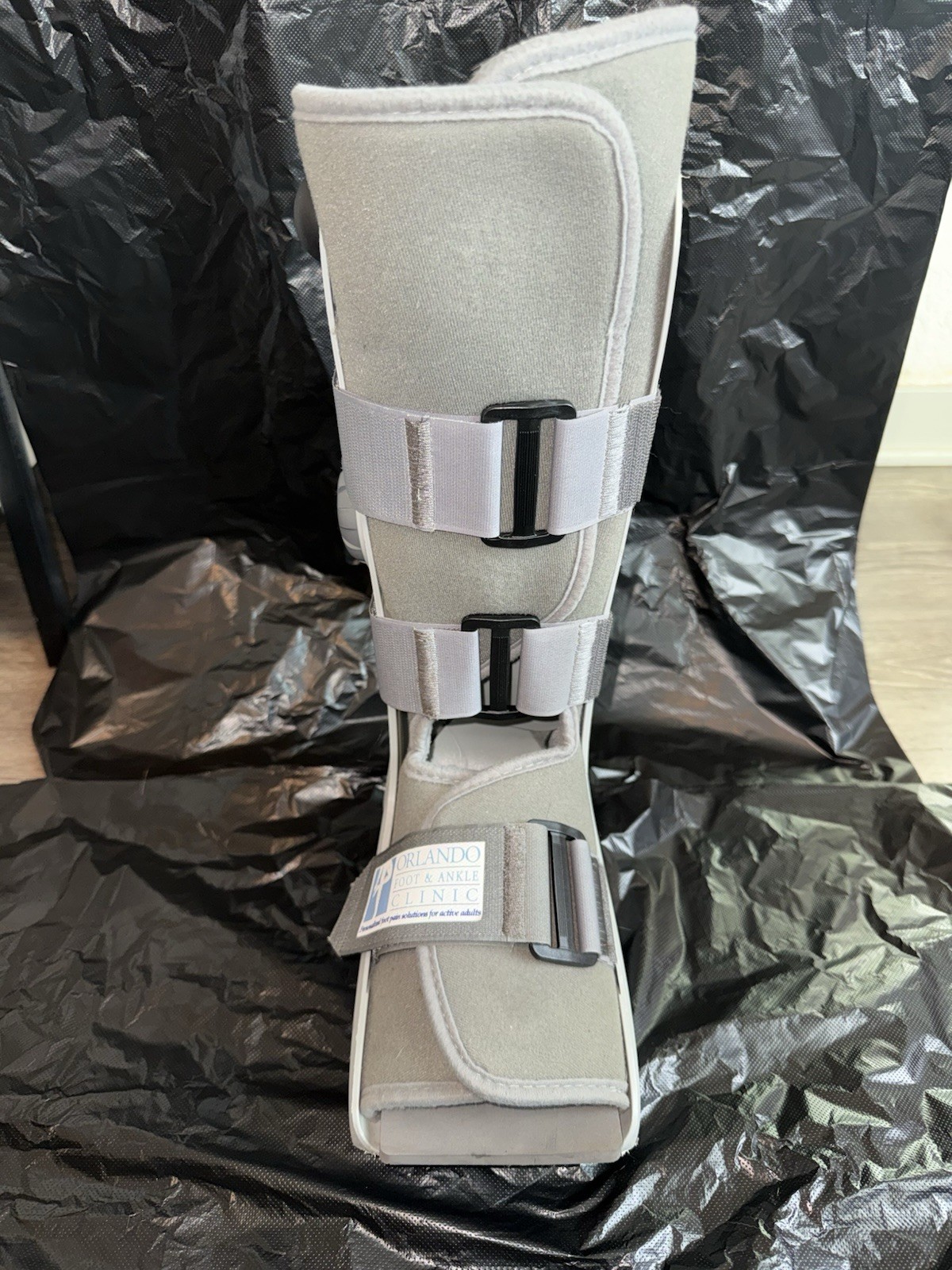 Adjustable Bunion Corrector with Air Pump and Silicone Inner Pad Right Foot Smal