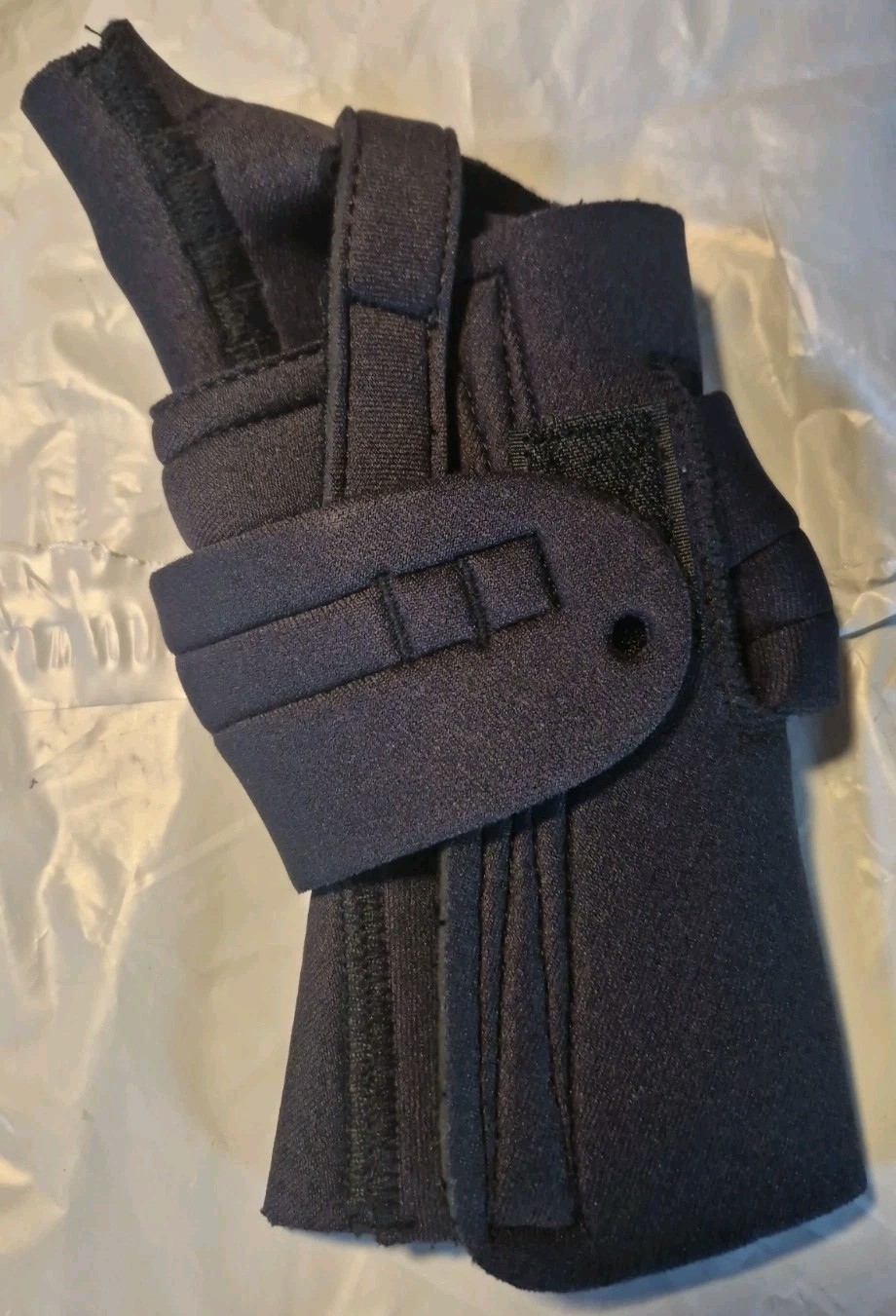 Comfort Cool Thumb Restriction Splint, Medium, Right Hand NC79573 Black New