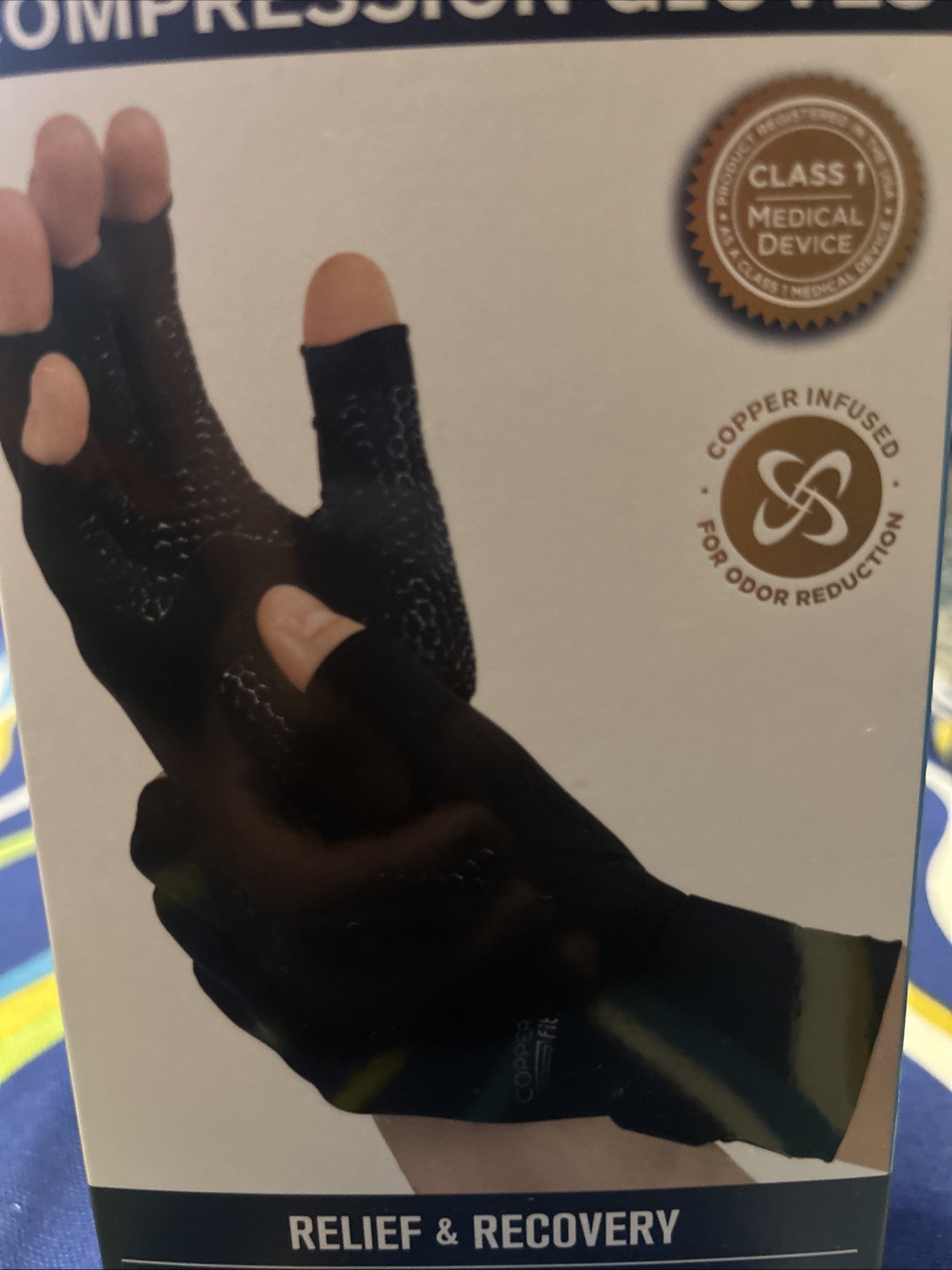 Copper Fit Hand Relief Compression Gloves – Large/Extra Large