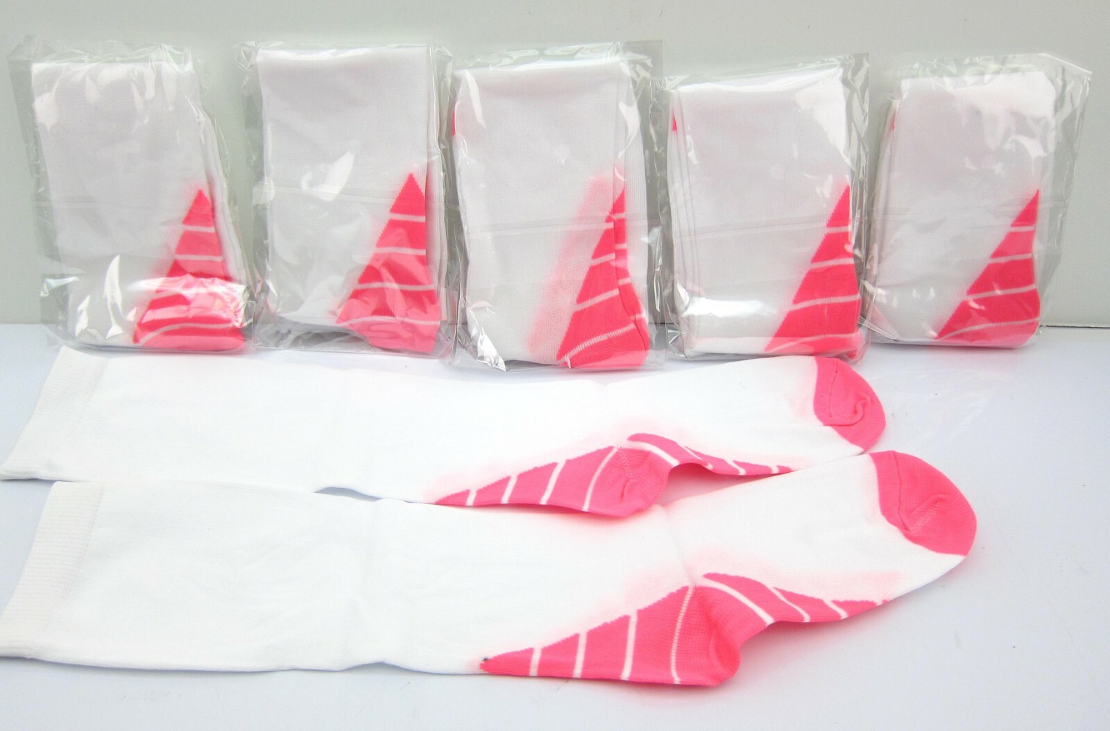 NEW 6 Pr Women’s Compression Socks White Pink 15-20 mmhg Small Medical Running