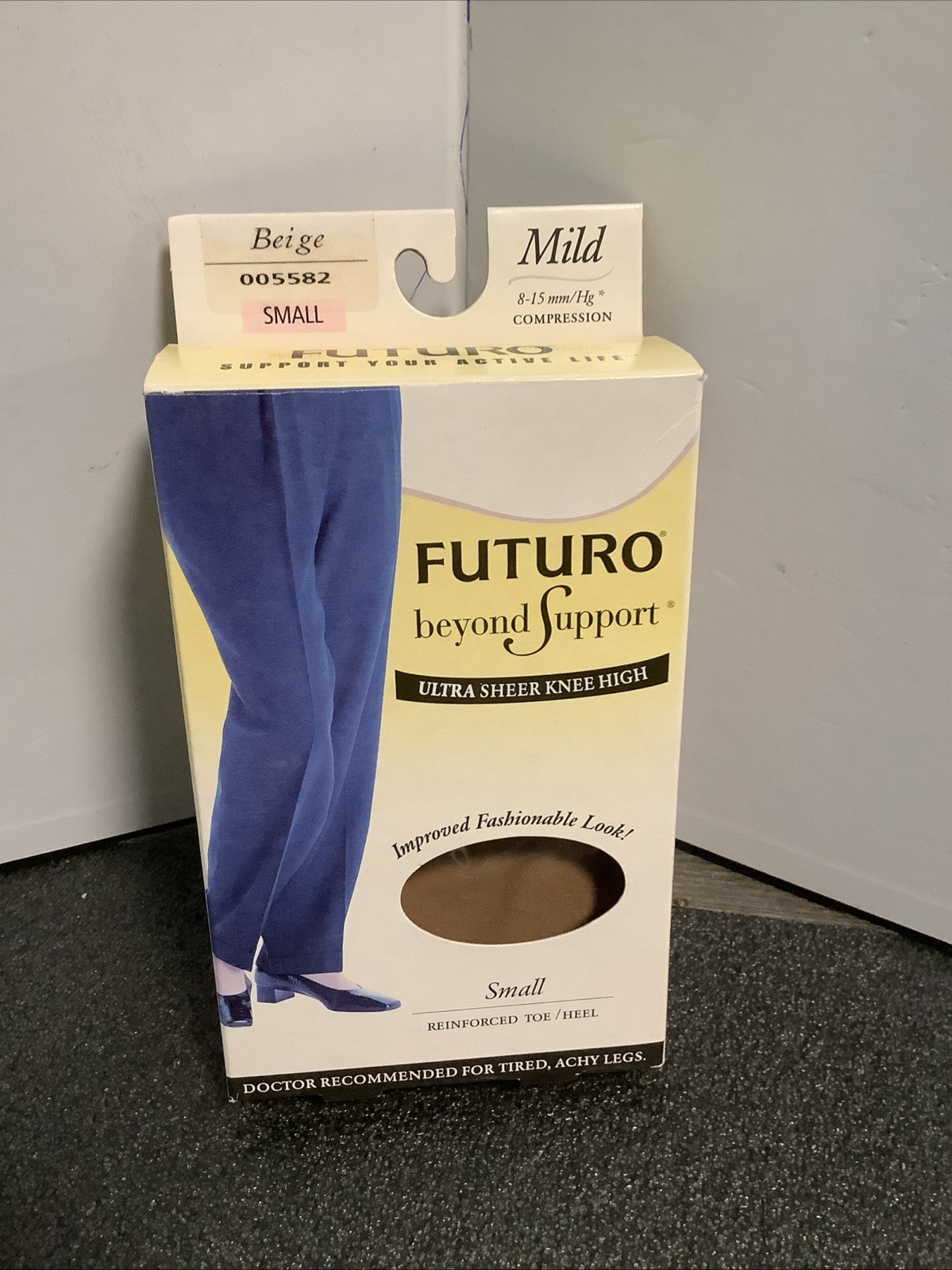 FUTURO Ultra Sheer Knee Highs Mild Small Beige 1 Pair Compression