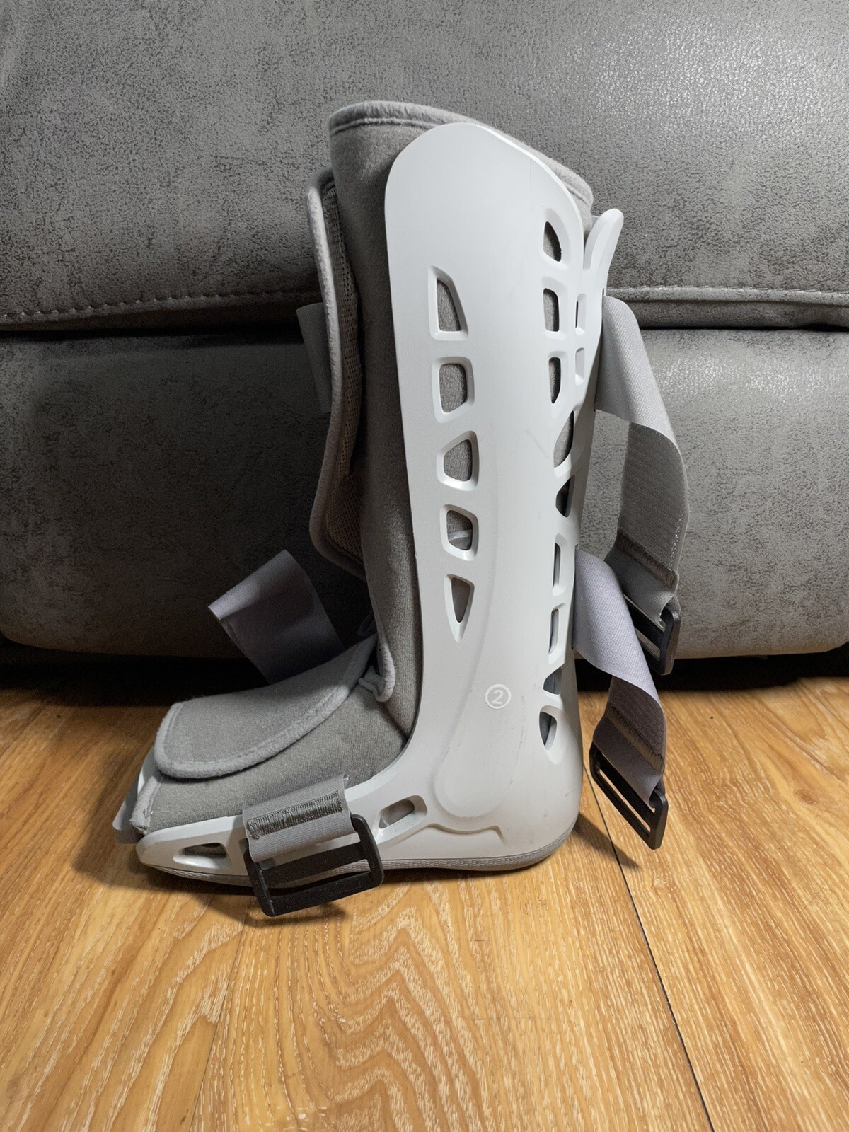 NEW Aircast Walking Boot Brace Short Soft Strike 2 Built in Pumps Gray Size XS