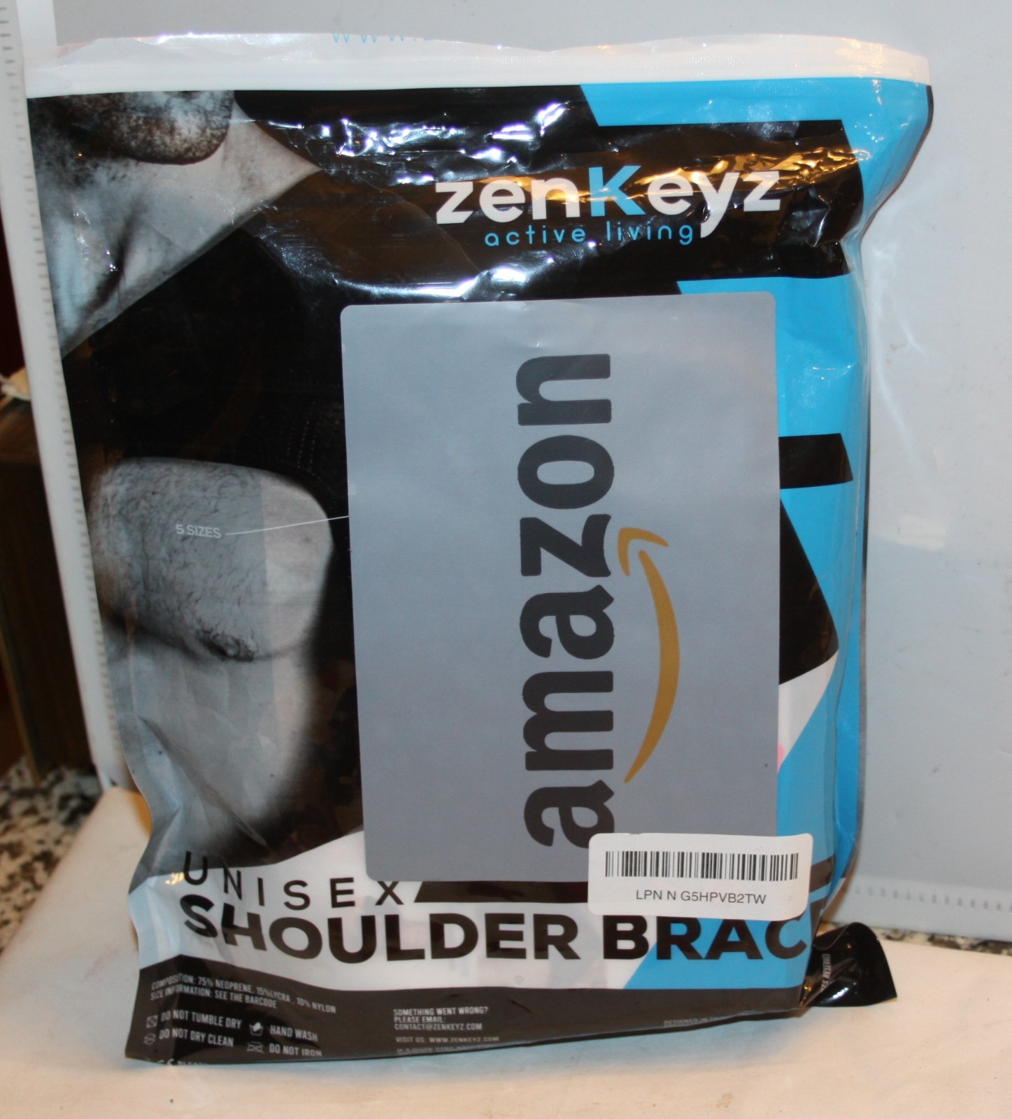 ZenKeyz Active Living – Unisex Shoulder Brace: Black, L/XL, new open package