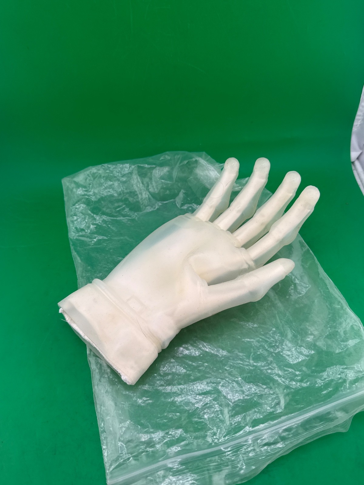 Ilimb Ossur touch bionics right prosthetic hand cover, medium, new, reinforced