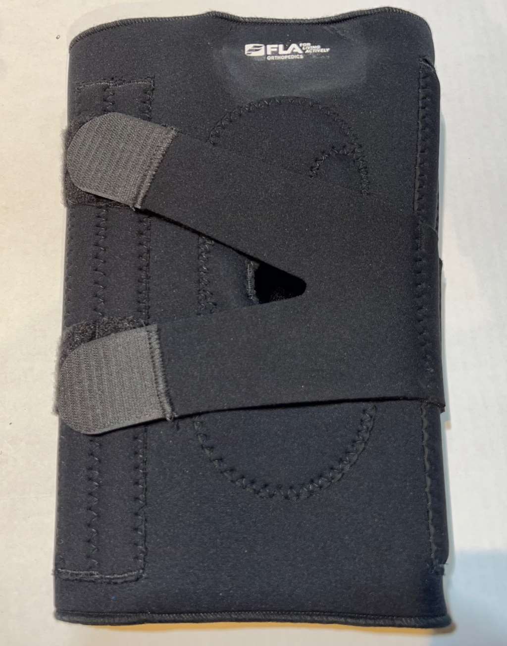 FLA Lateral Knee Stabilizer, Left Leg, J Shaped Buttress (Size: 3X) Black