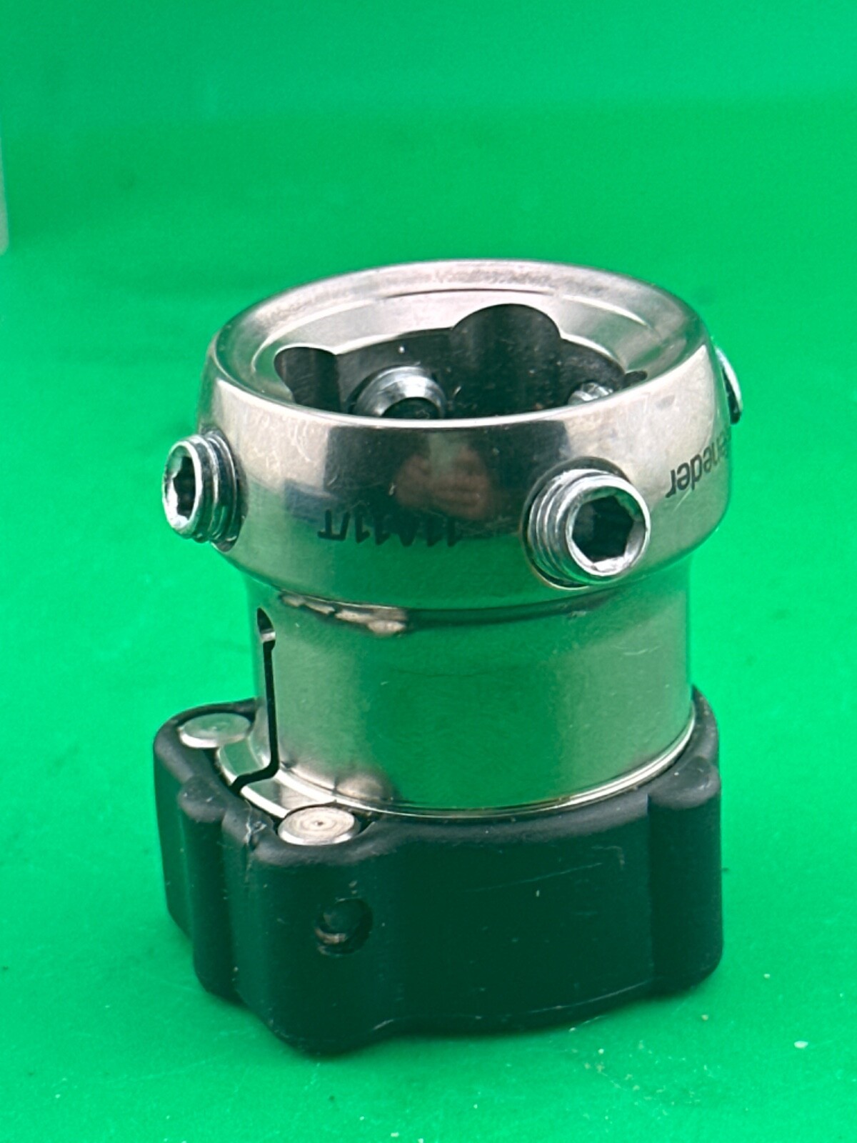 Prosthetic component Adapter part. Streifeneder 30mm diameter tube clamp
