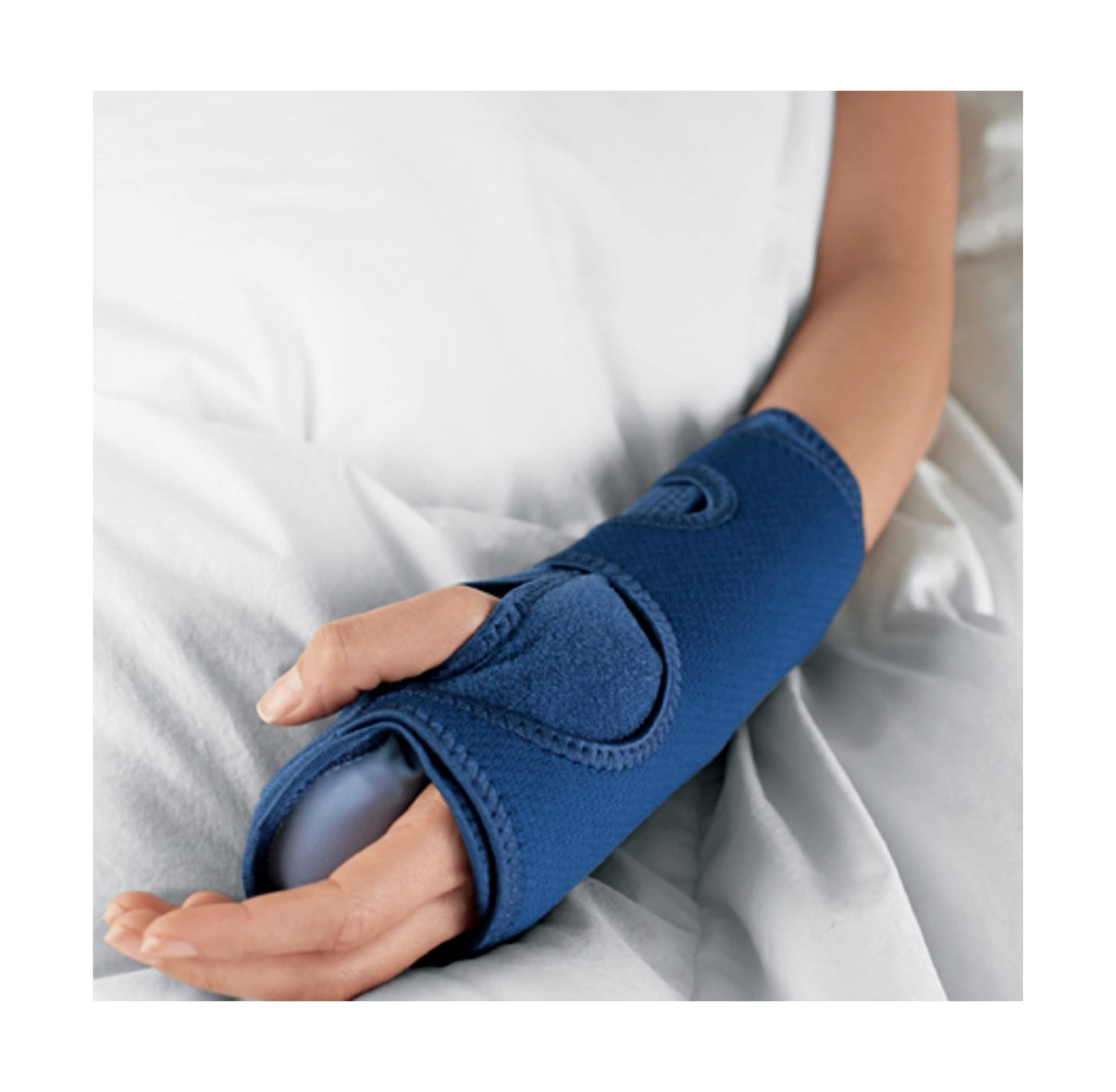 ACE Night Wrist Sleep Support, Adjustable, Blue, Helps Provide Relief from Sy…