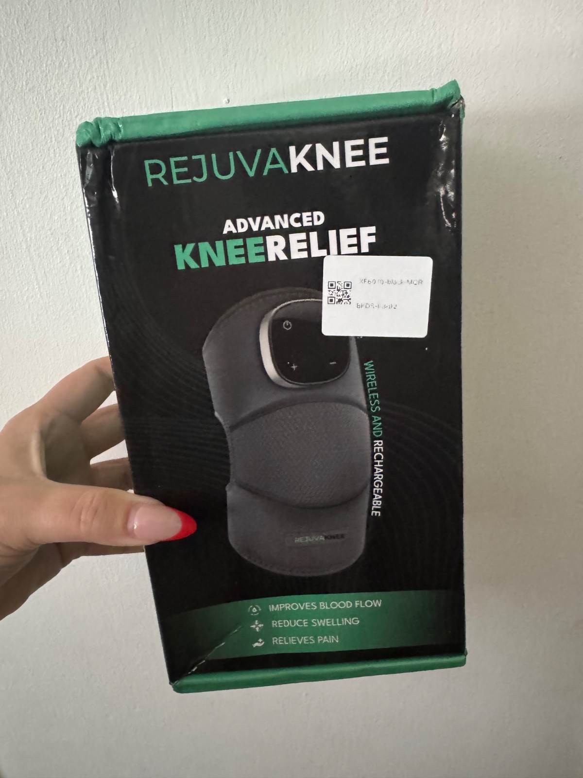 NEW Rejuvaknee Advanced Knee/Shoulder Relief Kneepad Wireless And Rechargeable