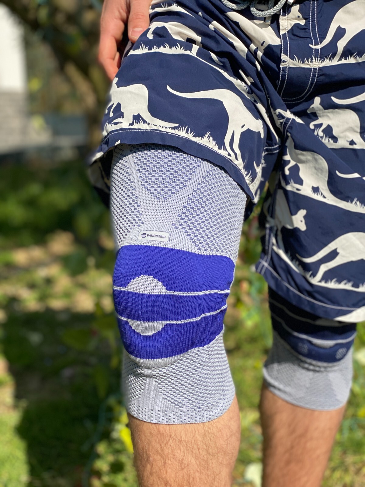 Bauerfeind GenuTrain Size 4 Knee Joint Brace Patella Support Meniscus Sleeve ACL