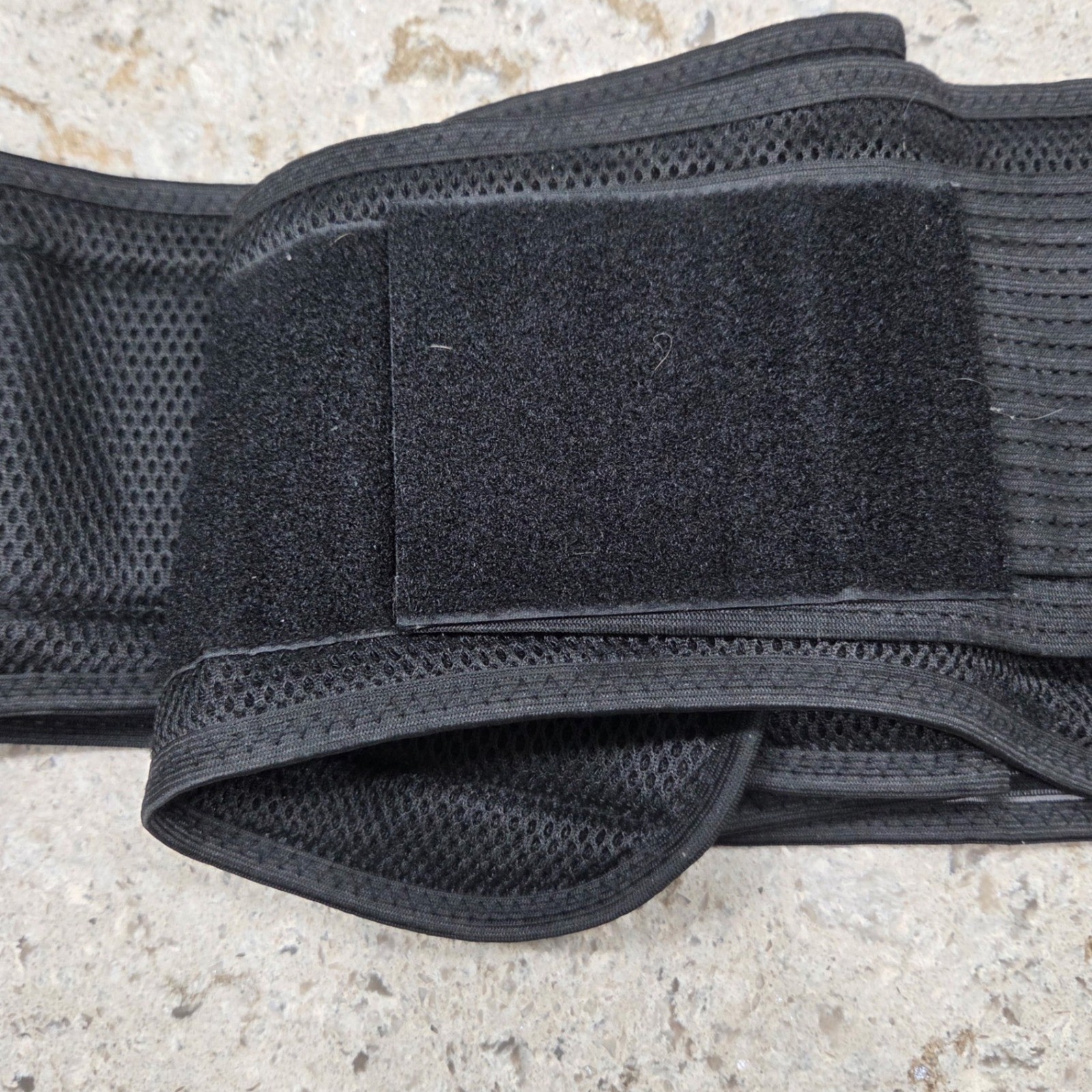 SPARTHOS Black Mesh Lumbar Support Belt Back Brace Size M Adjustable