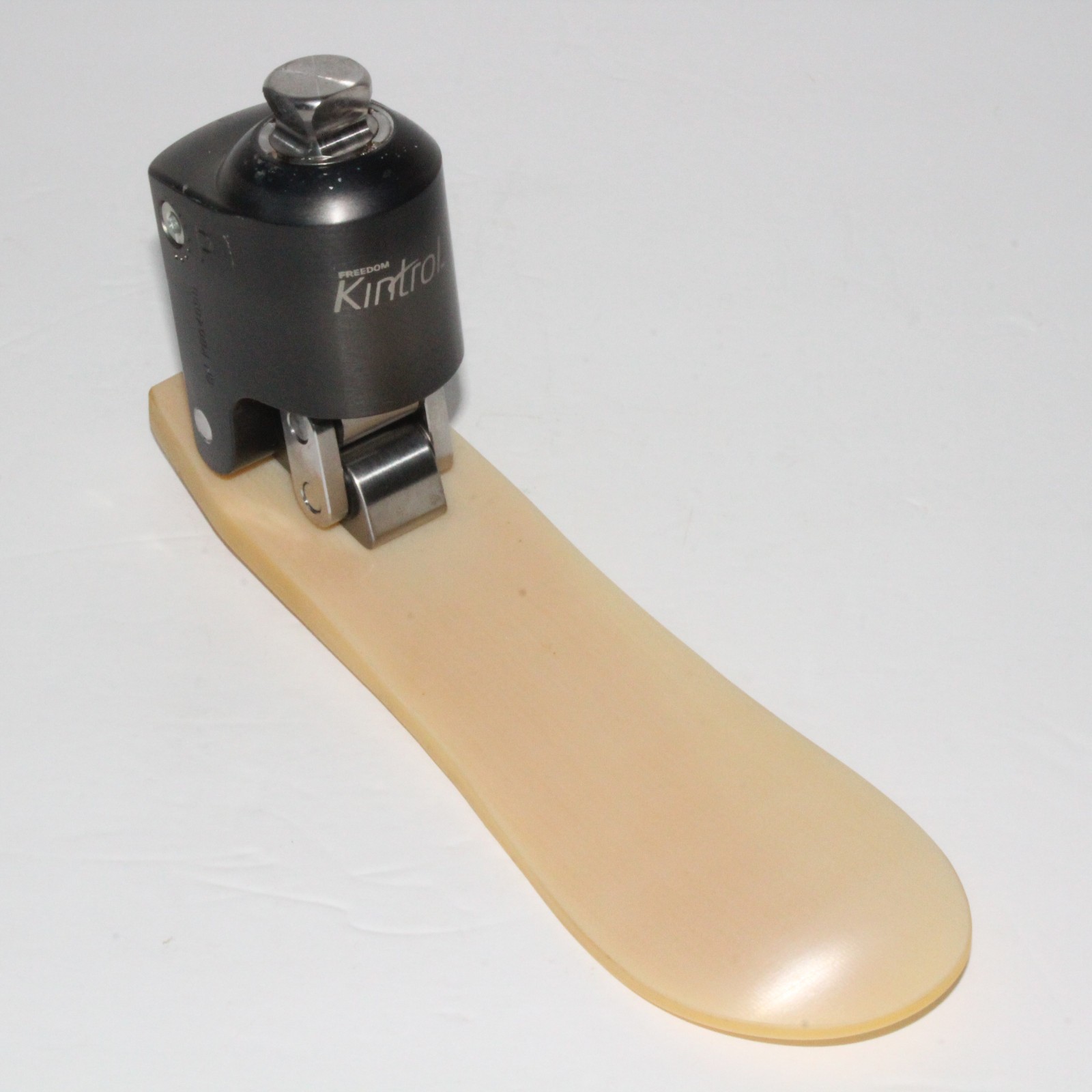 Freedom Innovations Kintrol Hydraulic Prosthetic Foot/Ankle ~ Sz 26 CAT 2 LEFT