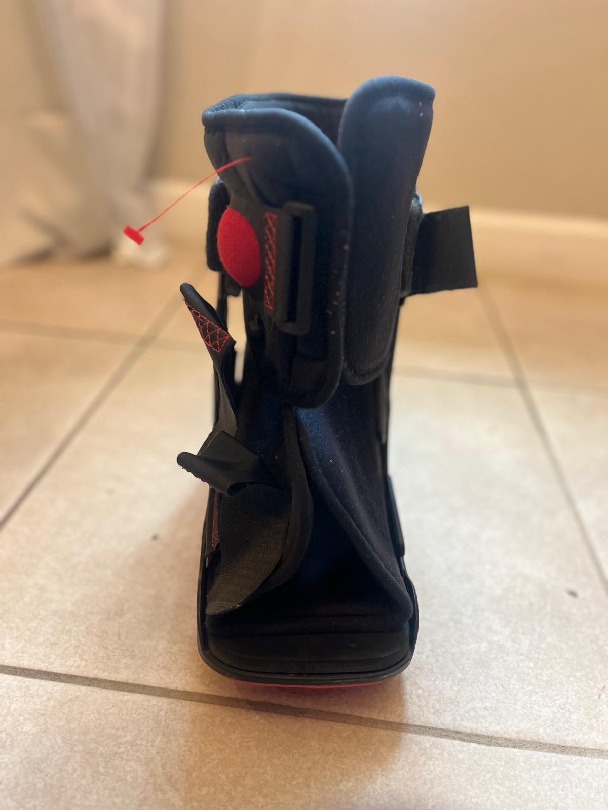 Aircast Airselect Pneumatic Walking Boot