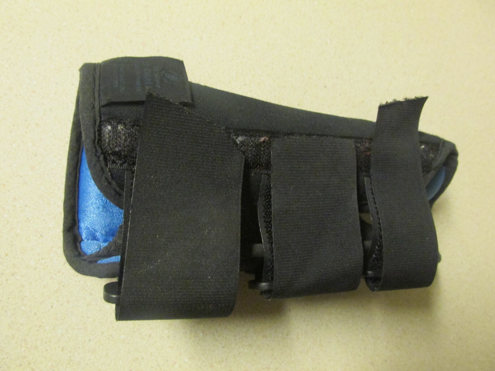 ZIMMER WRIST SUPPORT BRACE X-SMALL LEFT HAND!