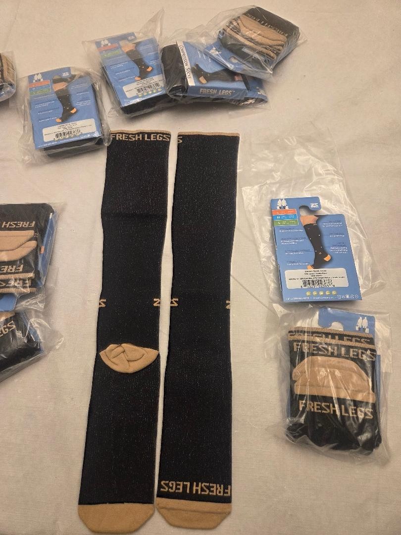 Zensah Copper Travel Compression Socks Pick Size Unisex Black / Copper