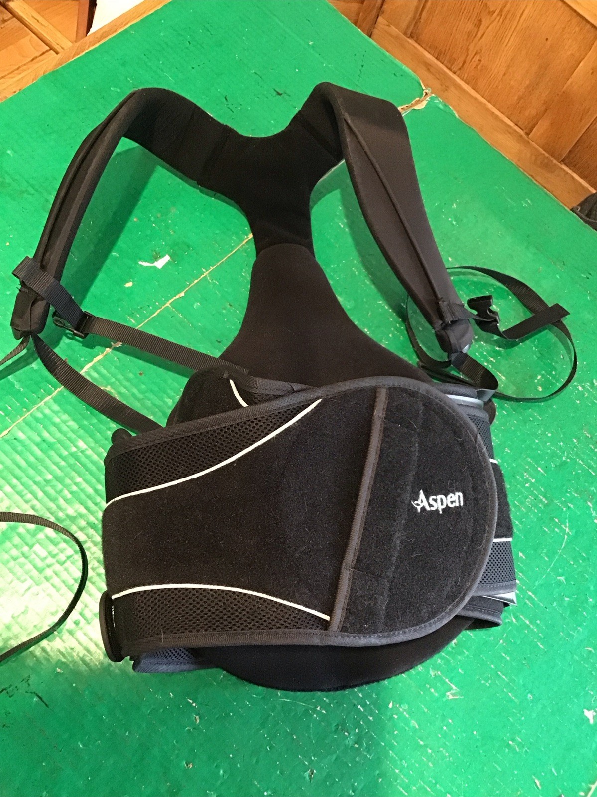 Aspen Summit 631 TLSO Back Brace w/ Shoulder Harness Adjustable sz Medium-XL